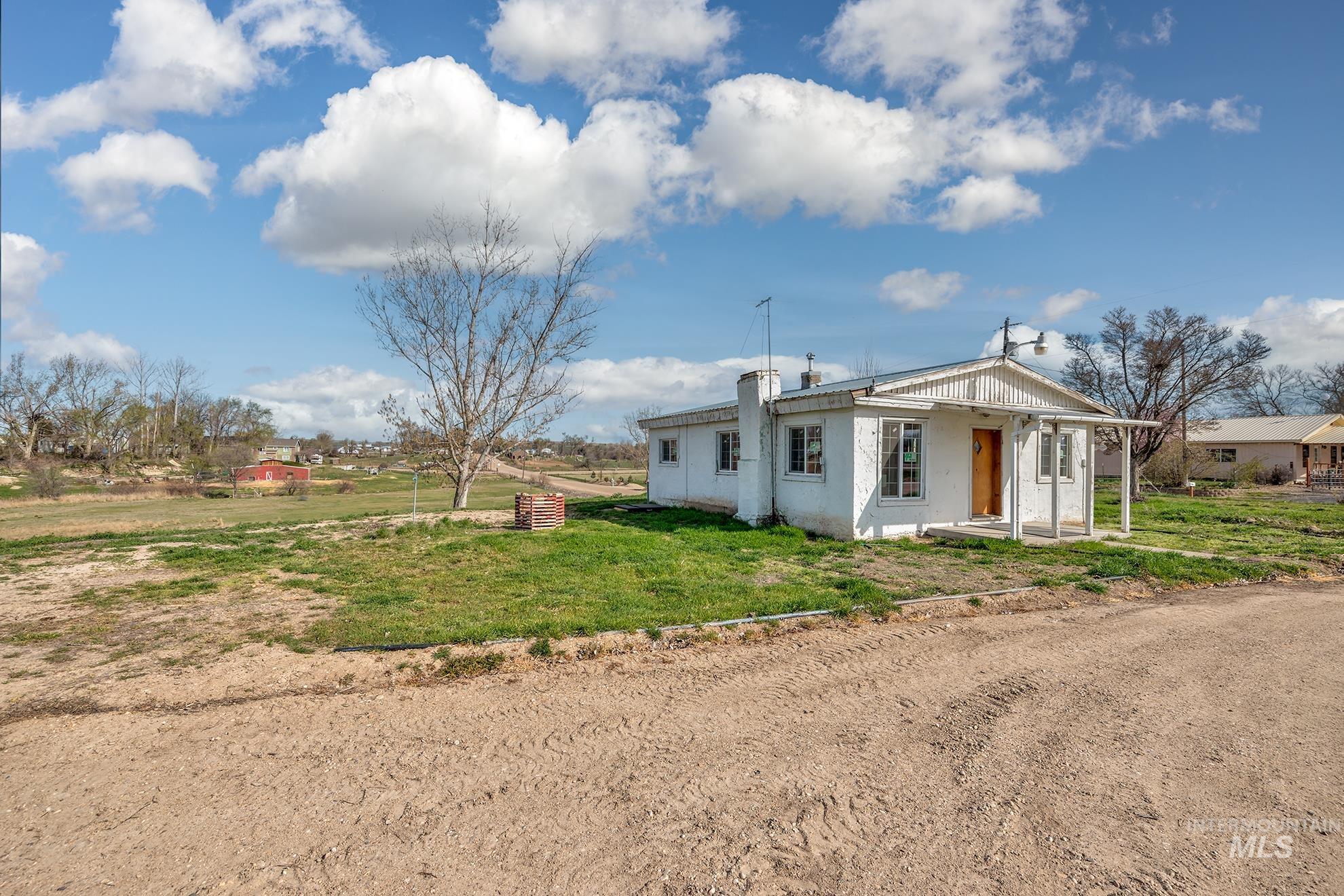 28650 Rocky Road, Parma, Idaho 83660, 3 Bedrooms, 2 Bathrooms, Residential For Sale, Price $419,999, 98979116