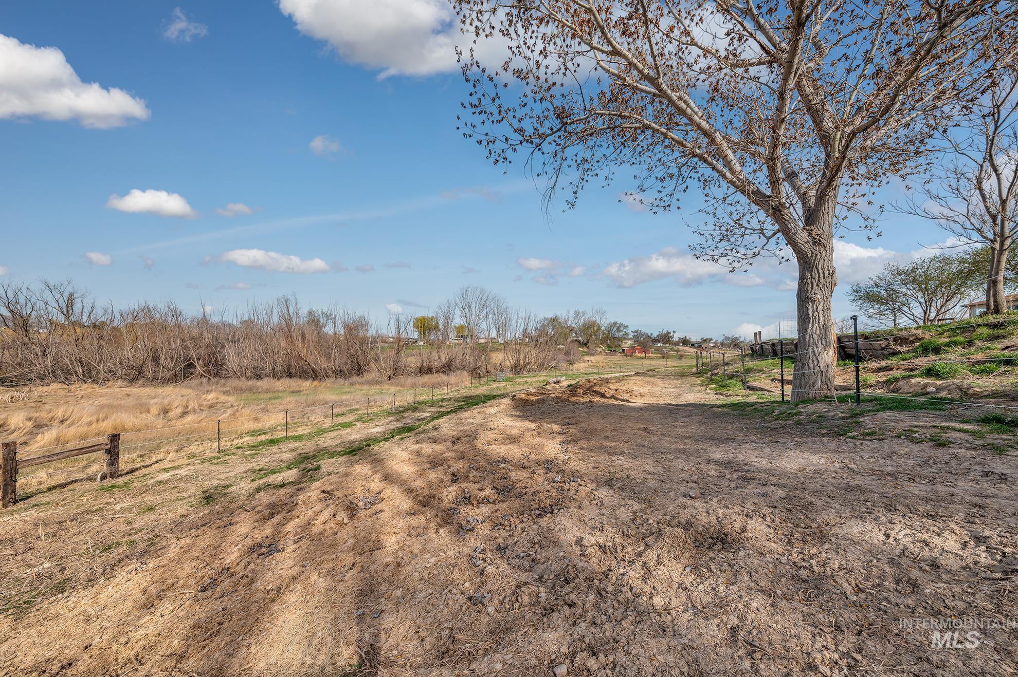 28650 Rocky Road, Parma, Idaho 83660, 3 Bedrooms, 2 Bathrooms, Residential For Sale, Price $419,999, 98979116