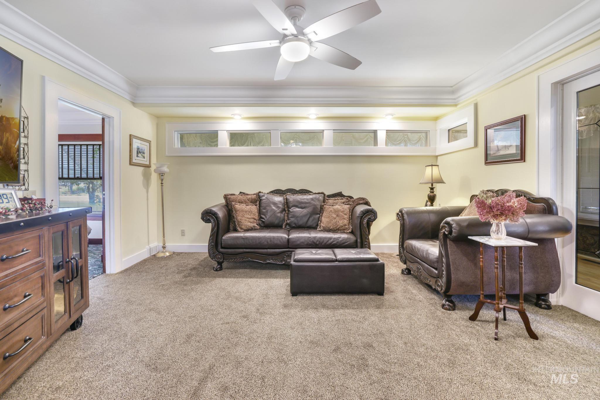 916 Hankins Rd N, Twin Falls, Idaho 83301, 3 Bedrooms, 4 Bathrooms, Residential For Sale, Price $750,000,MLS 98979120