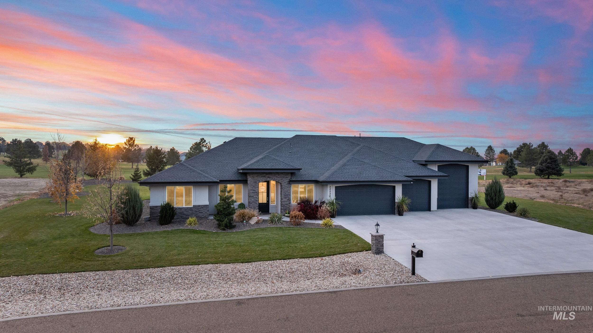 22225 Aura Vista, Caldwell, Idaho 83607, 4 Bedrooms, 3.5 Bathrooms, Residential For Sale, Price $999,900,MLS 98979121