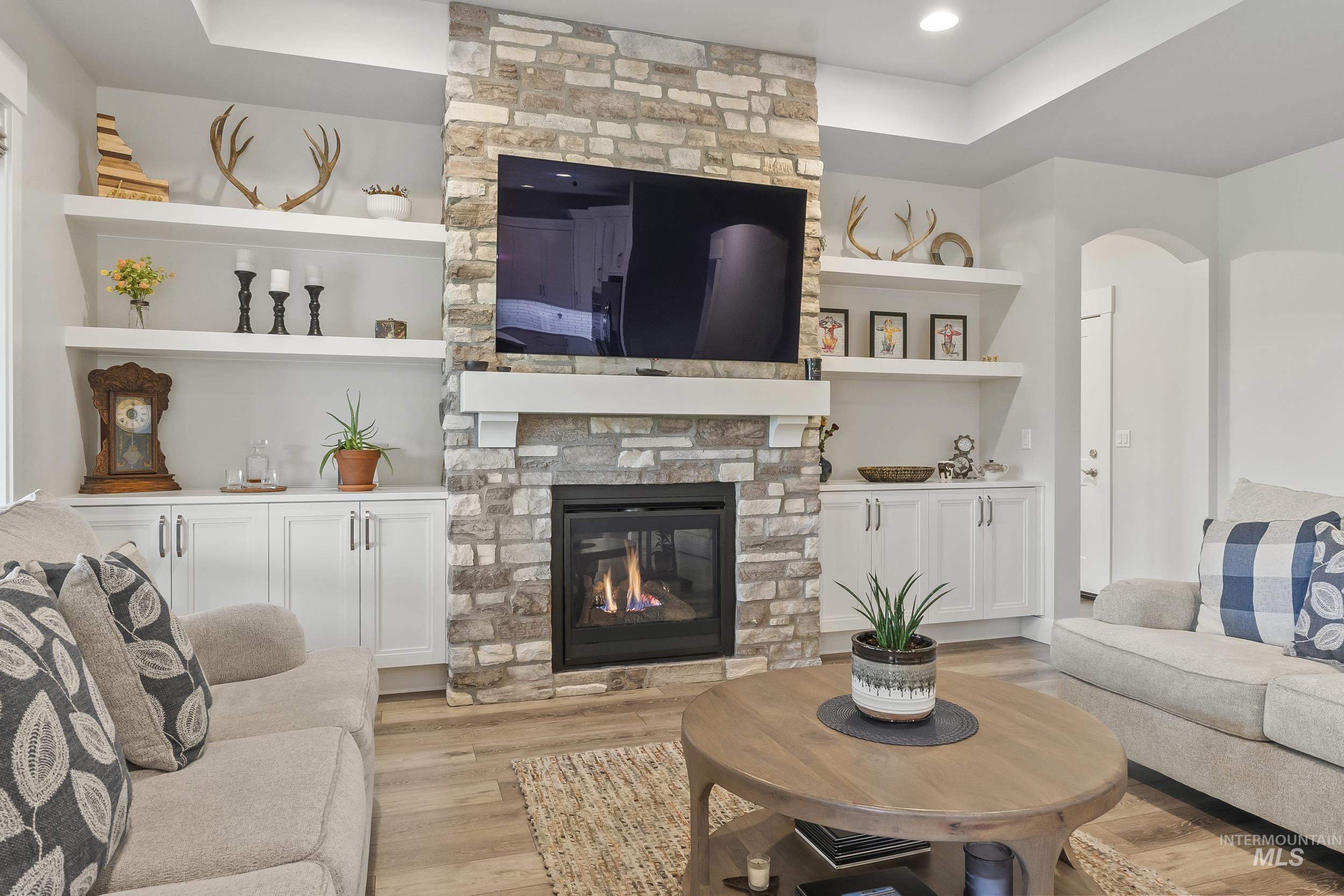 22225 Aura Vista, Caldwell, Idaho 83607, 4 Bedrooms, 3.5 Bathrooms, Residential For Sale, Price $999,900,MLS 98979121