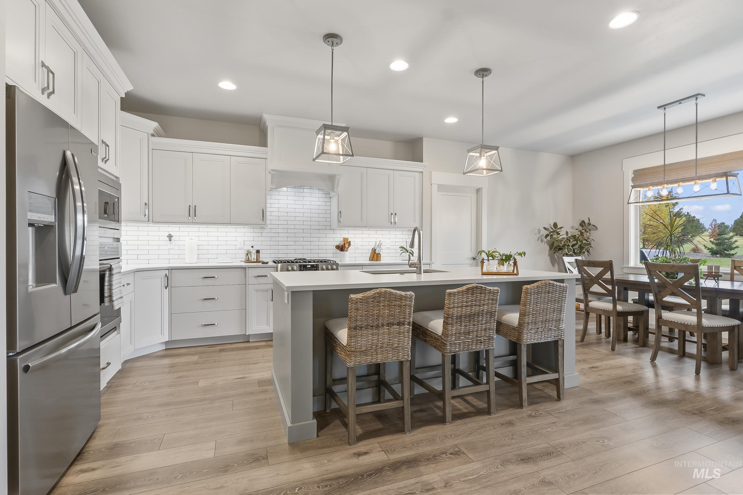 22225 Aura Vista, Caldwell, Idaho 83607, 4 Bedrooms, 3.5 Bathrooms, Residential For Sale, Price $999,900,MLS 98979121