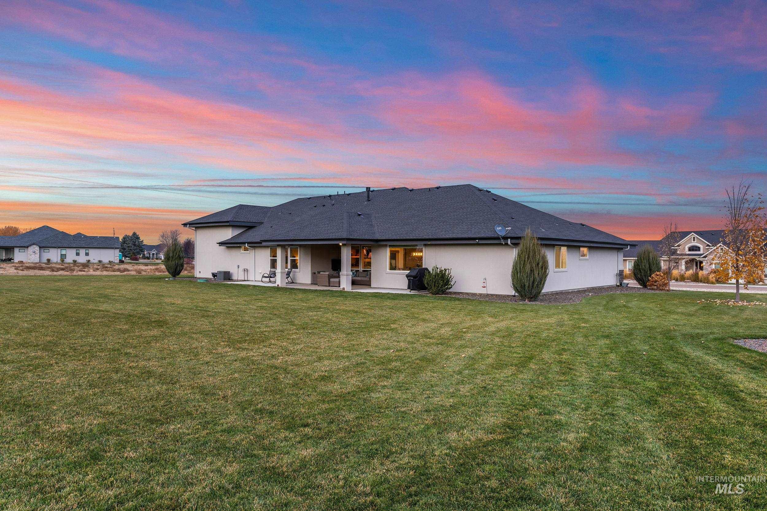 22225 Aura Vista, Caldwell, Idaho 83607, 4 Bedrooms, 3.5 Bathrooms, Residential For Sale, Price $999,900,MLS 98979121