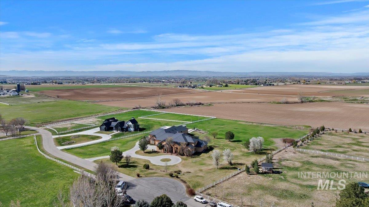 3797 Rustler Ln, Meridian, Idaho 83642, 5 Bedrooms, 6.5 Bathrooms, Residential For Sale, Price $2,700,000,MLS 98979122