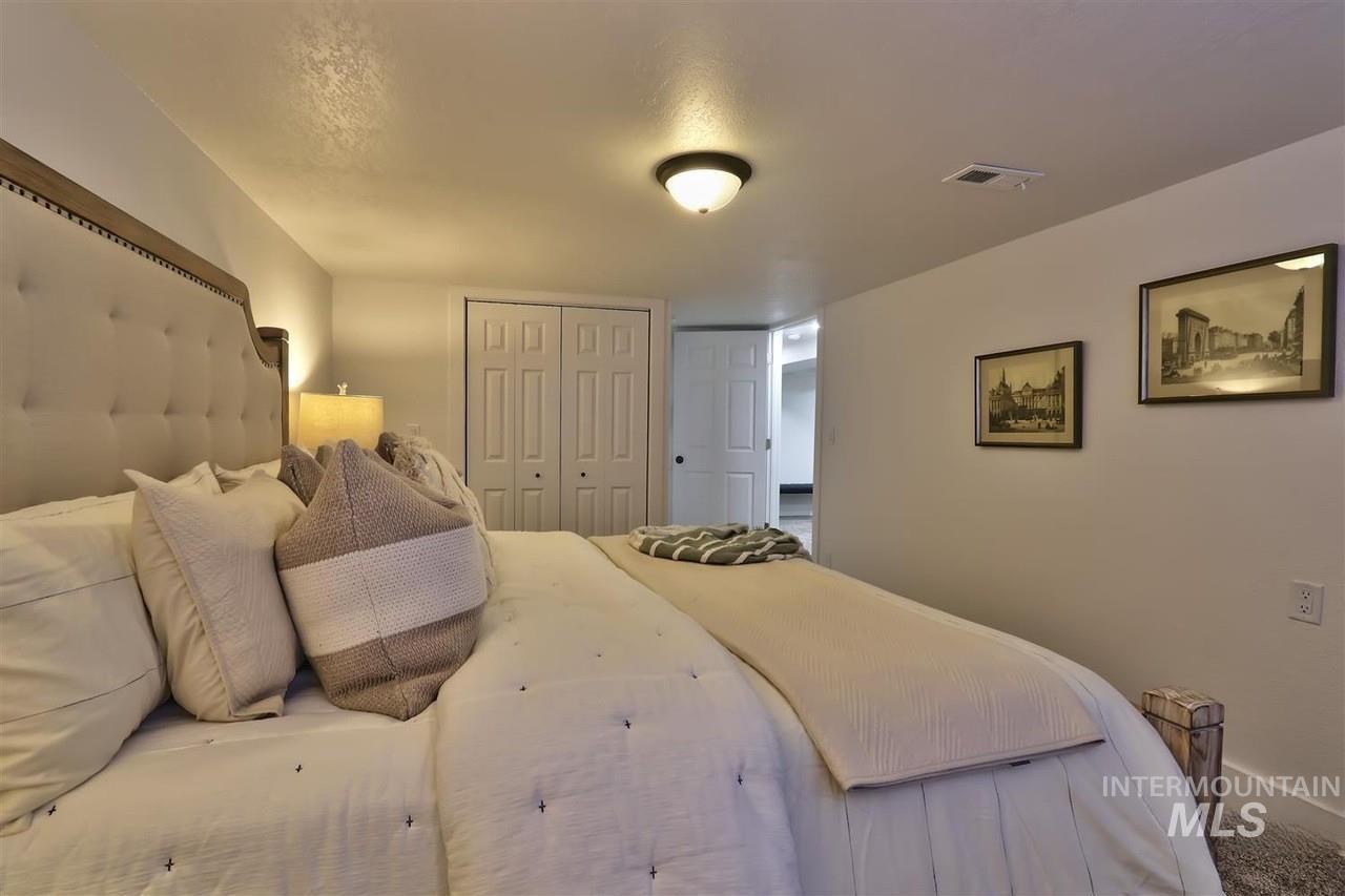 2316 W Kootenai St, Boise, Idaho 83705, 4 Bedrooms, 2 Bathrooms, Residential For Sale, Price $599,900,MLS 98979123