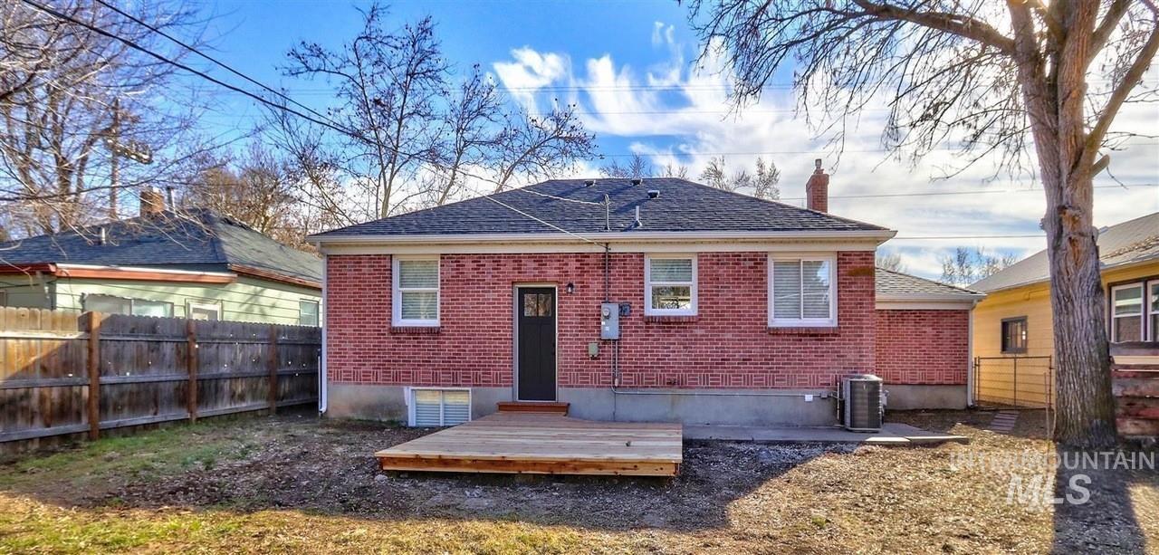 2316 W Kootenai St, Boise, Idaho 83705, 4 Bedrooms, 2 Bathrooms, Residential For Sale, Price $599,900,MLS 98979123