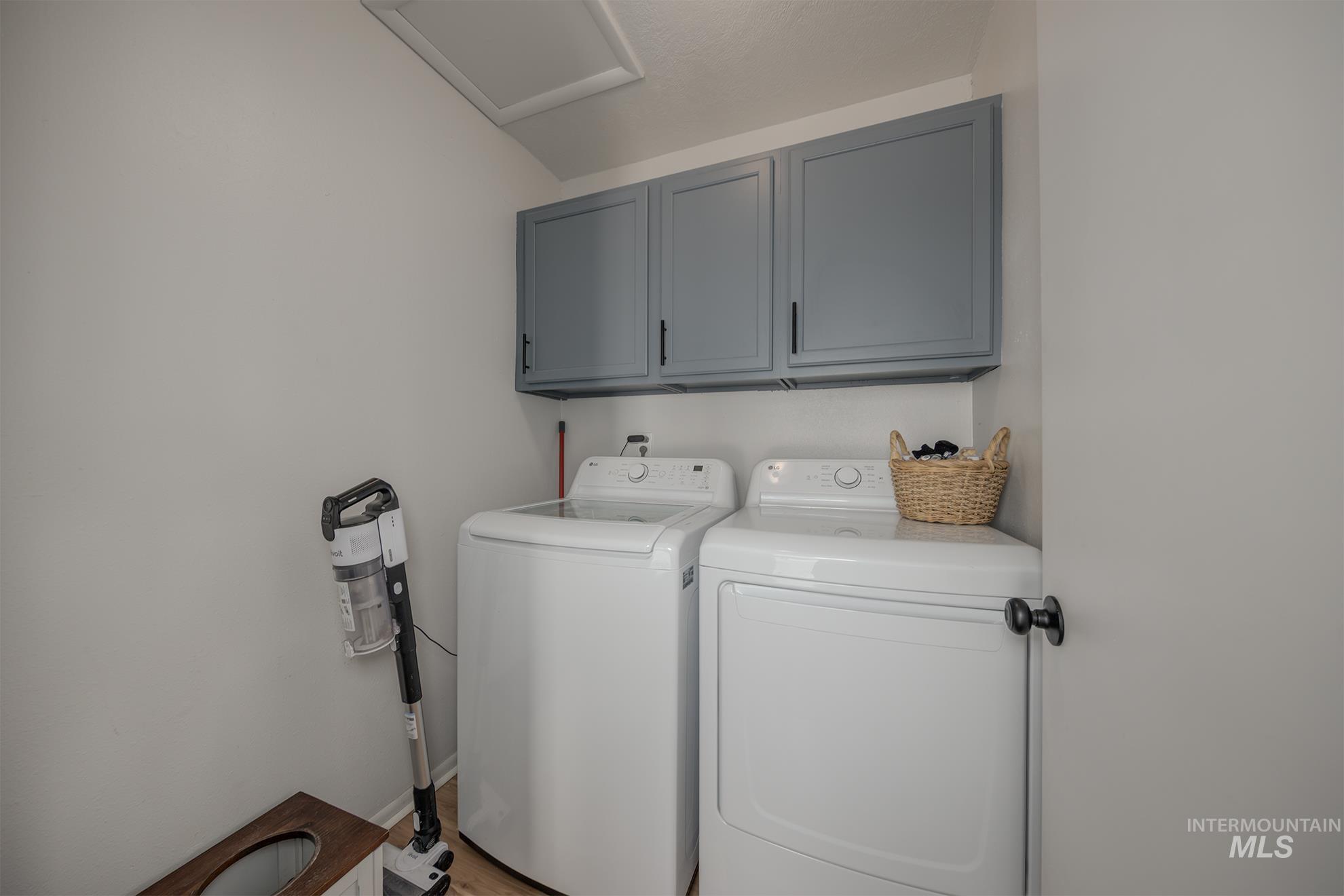 1009 County Road 70, Weiser, Idaho 83672, 3 Bedrooms, 2 Bathrooms, Residential For Sale, Price $469,000, 98979129