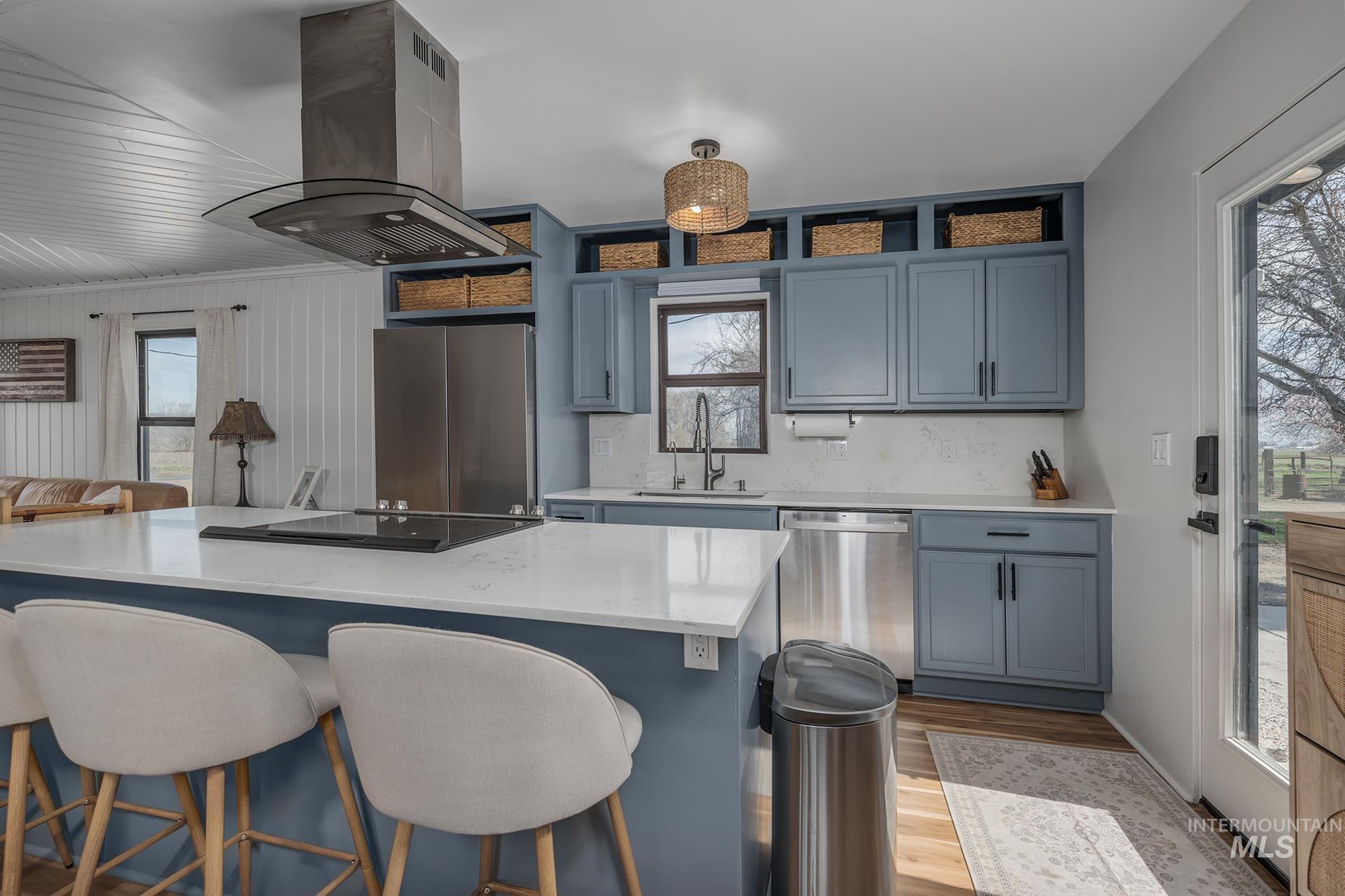 1009 County Road 70, Weiser, Idaho 83672, 3 Bedrooms, 2 Bathrooms, Residential For Sale, Price $469,000, 98979129