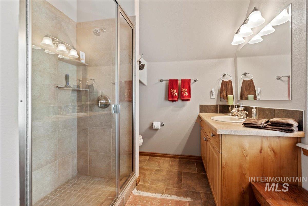 11 Forest Trail, Garden Valley, Idaho 83622, 3 Bedrooms, 3 Bathrooms, Residential For Sale, Price $899,250, 98979132