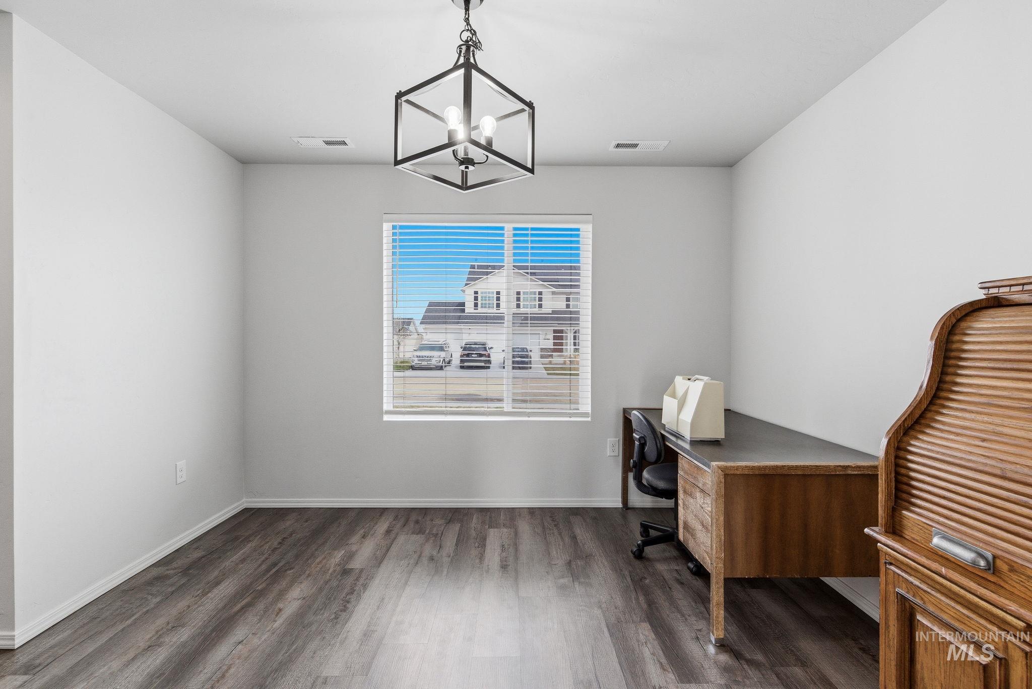 12769 Ashfield, Caldwell, Idaho 83607, 3 Bedrooms, 2 Bathrooms, Residential For Sale, Price $370,000, 98979133