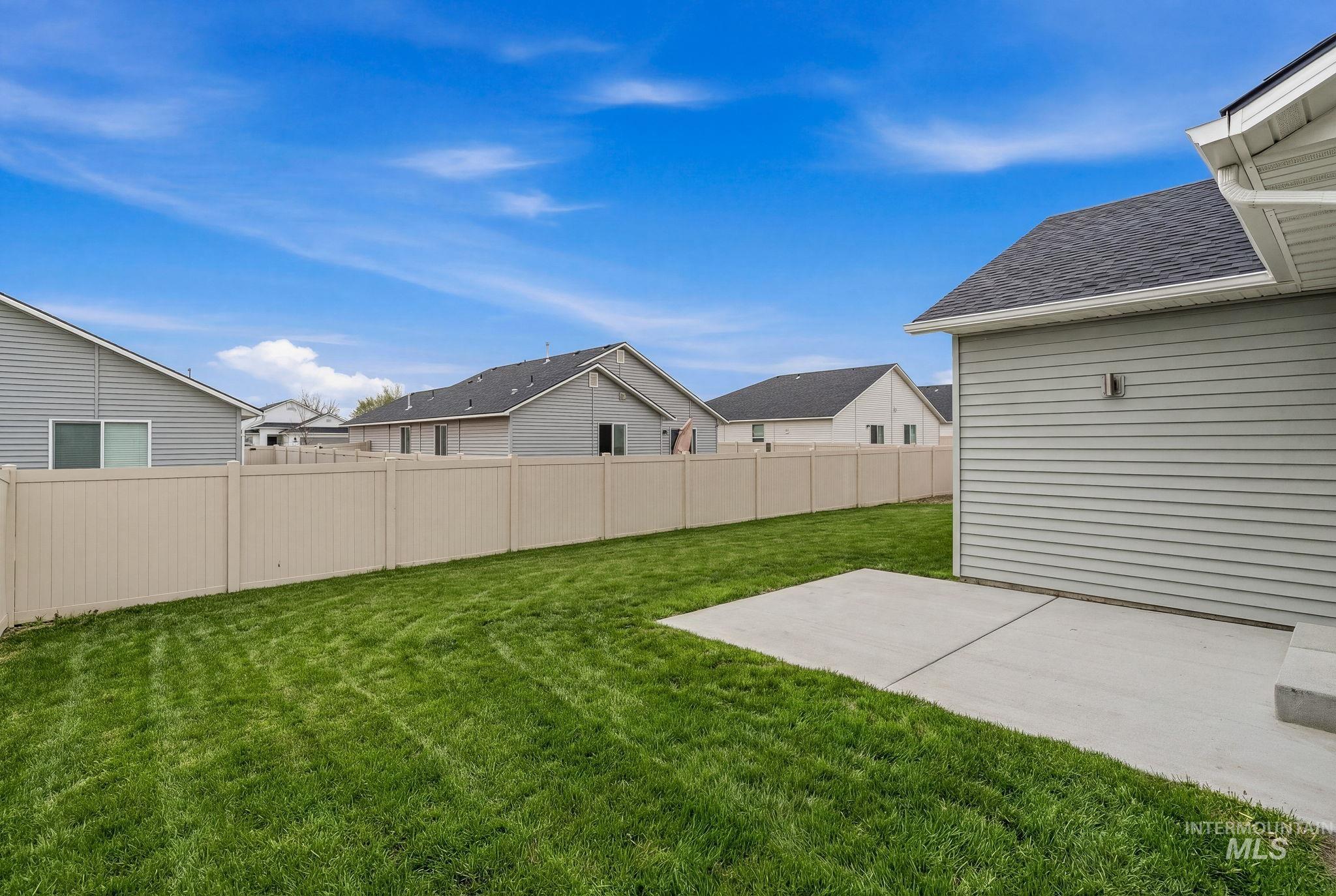 12769 Ashfield, Caldwell, Idaho 83607, 3 Bedrooms, 2 Bathrooms, Residential For Sale, Price $370,000, 98979133