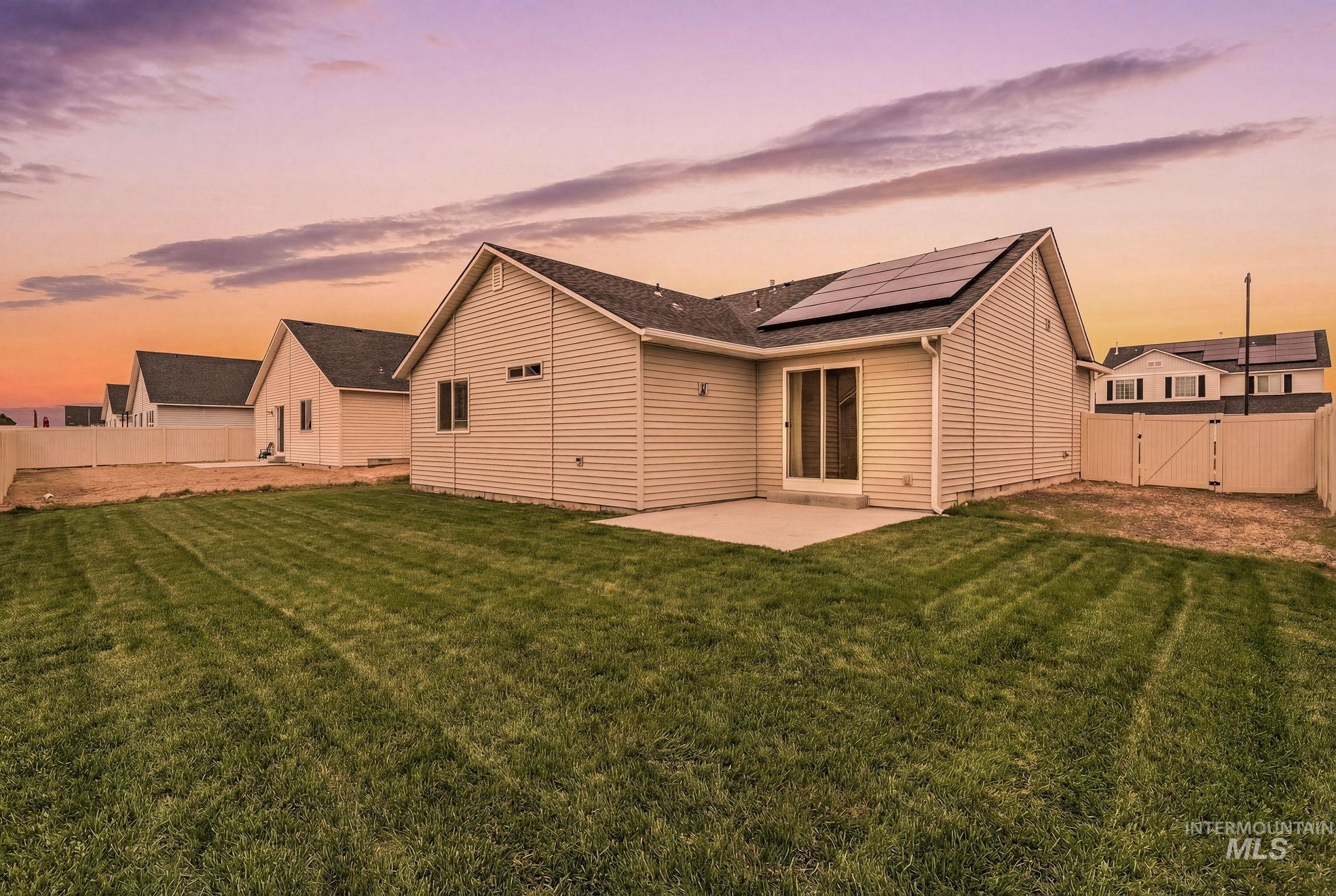 12769 Ashfield, Caldwell, Idaho 83607, 3 Bedrooms, 2 Bathrooms, Residential For Sale, Price $370,000, 98979133