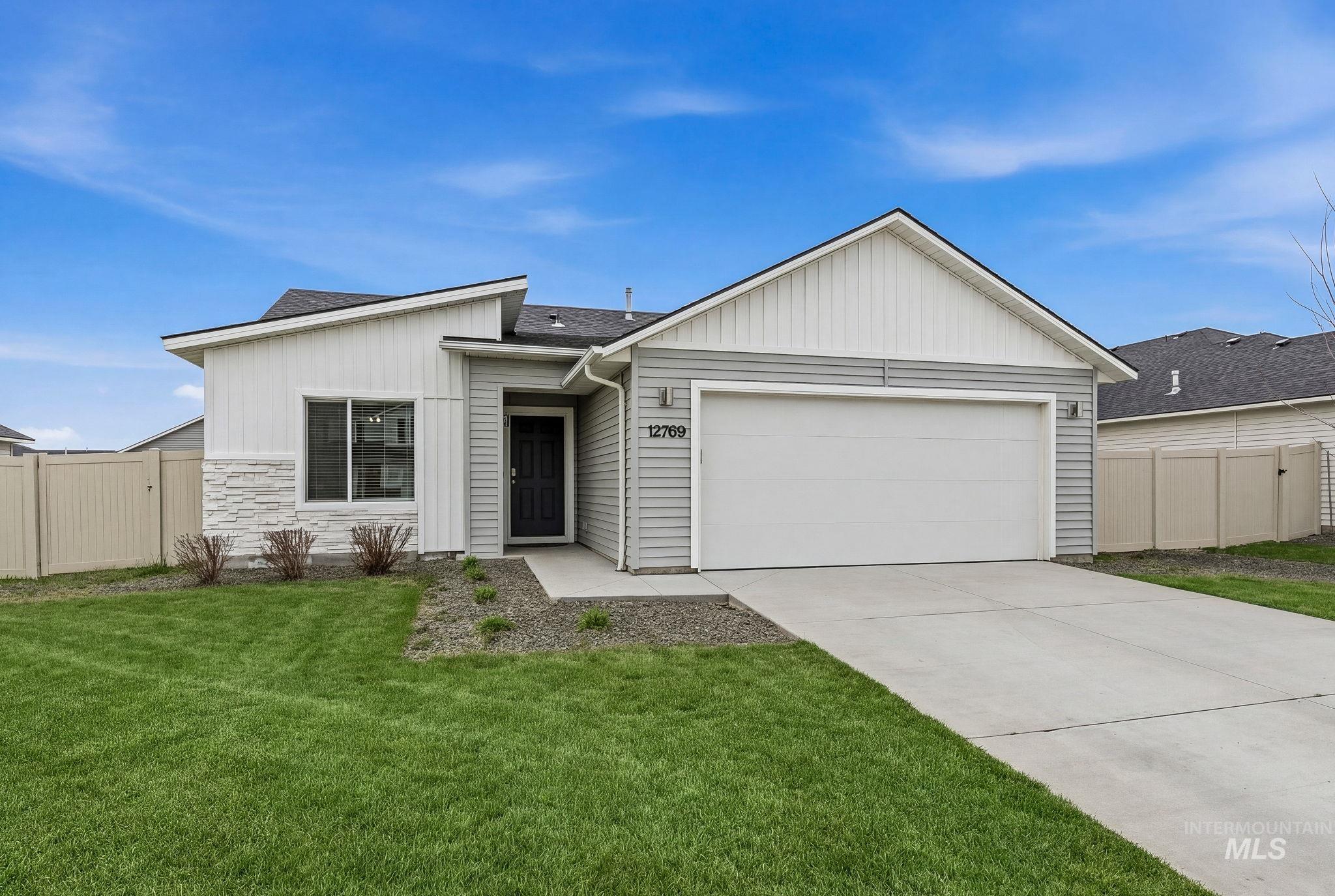 12769 Ashfield, Caldwell, Idaho 83607, 3 Bedrooms, 2 Bathrooms, Residential For Sale, Price $370,000, 98979133