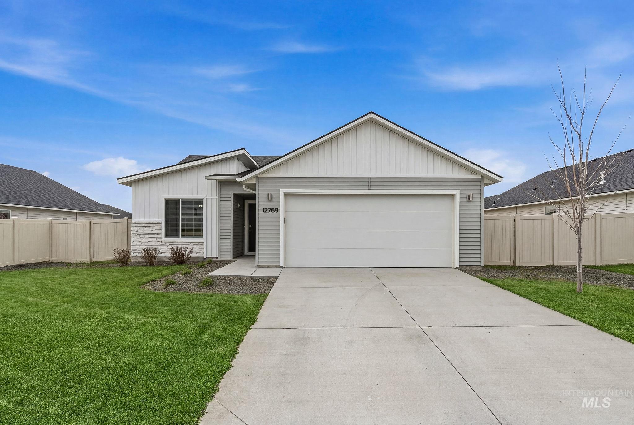 12769 Ashfield, Caldwell, Idaho 83607, 3 Bedrooms, 2 Bathrooms, Residential For Sale, Price $370,000, 98979133