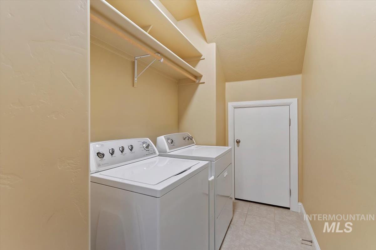 18794 Smiley Peak Ave, Nampa, Idaho 83687-5152, 3 Bedrooms, 2.5 Bathrooms, Residential For Sale, Price $479,900, 98979135