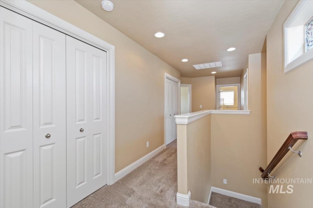 18794 Smiley Peak Ave, Nampa, Idaho 83687-5152, 3 Bedrooms, 2.5 Bathrooms, Residential For Sale, Price $479,900, 98979135