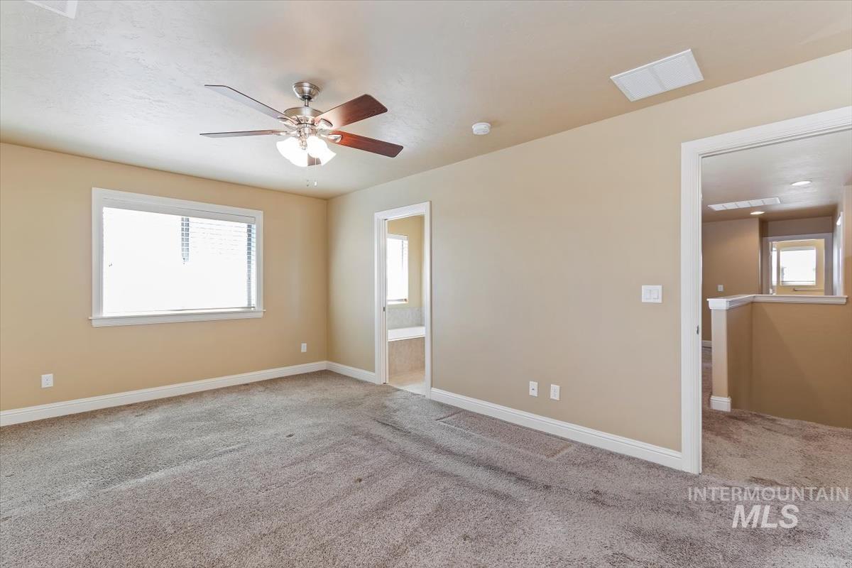 18794 Smiley Peak Ave, Nampa, Idaho 83687-5152, 3 Bedrooms, 2.5 Bathrooms, Residential For Sale, Price $466,900, 98979135