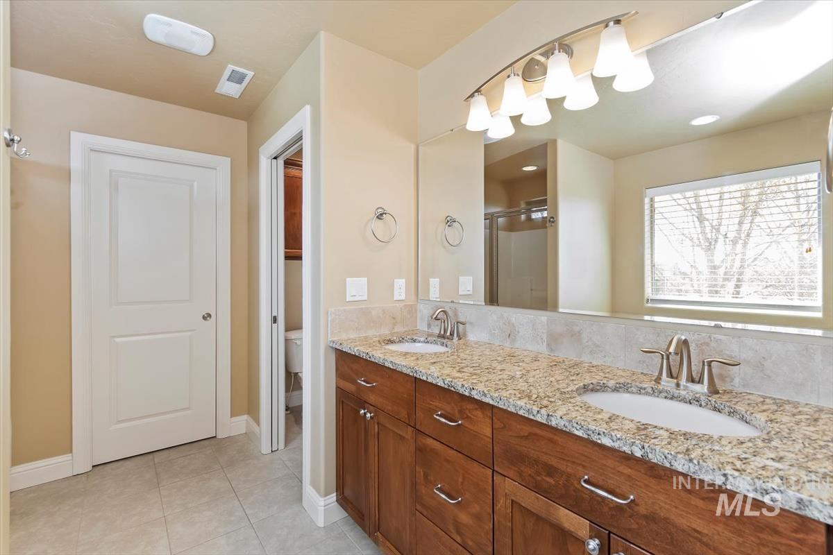 18794 Smiley Peak Ave, Nampa, Idaho 83687-5152, 3 Bedrooms, 2.5 Bathrooms, Residential For Sale, Price $479,900, 98979135