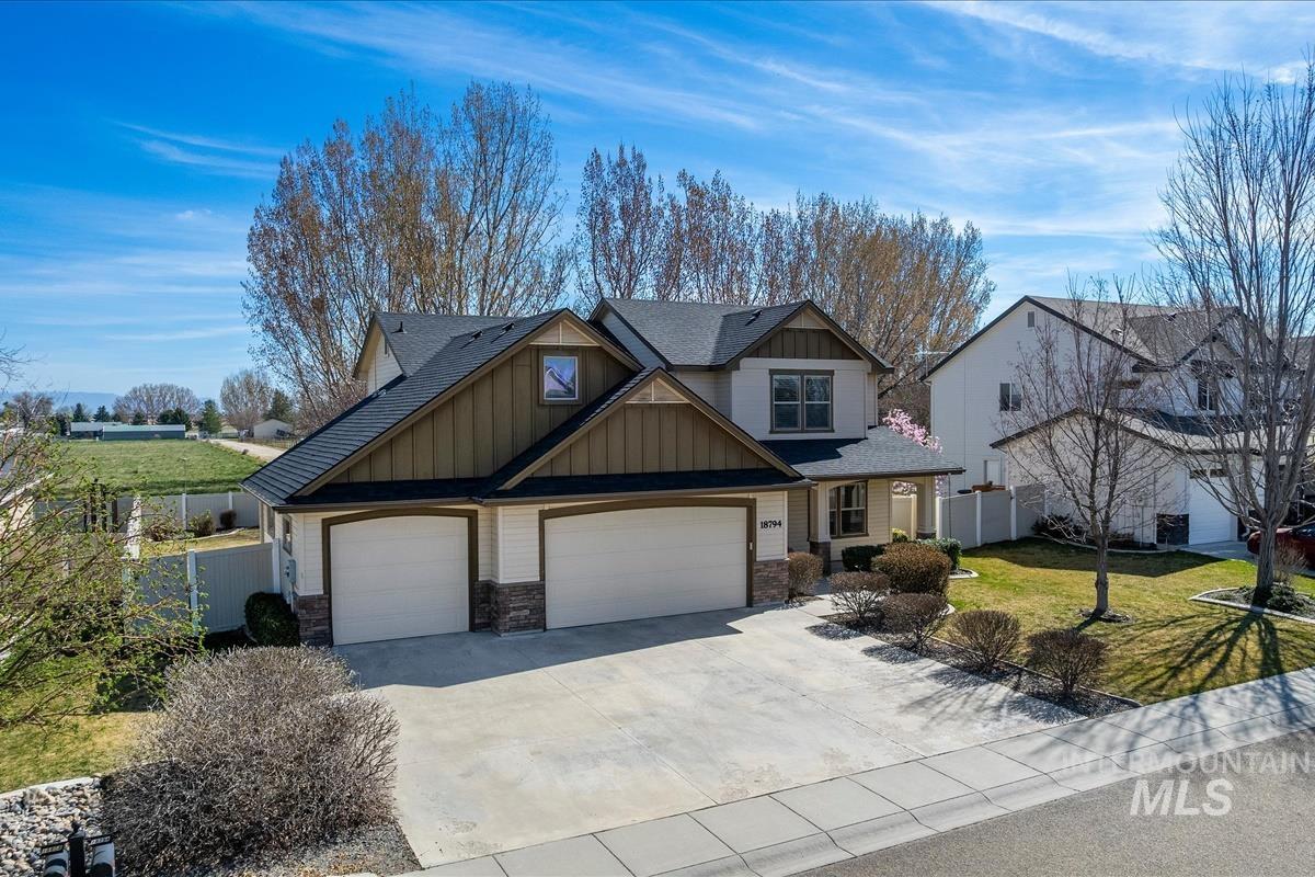 18794 Smiley Peak Ave, Nampa, Idaho 83687-5152, 3 Bedrooms, 2.5 Bathrooms, Residential For Sale, Price $479,900, 98979135