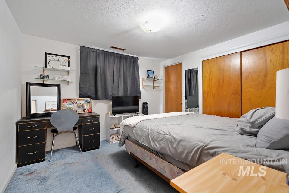 489 NW 4th Ave, Ontario, Oregon 97914, 3 Bedrooms, 1.5 Bathrooms, Residential For Sale, Price $320,000, 98979137