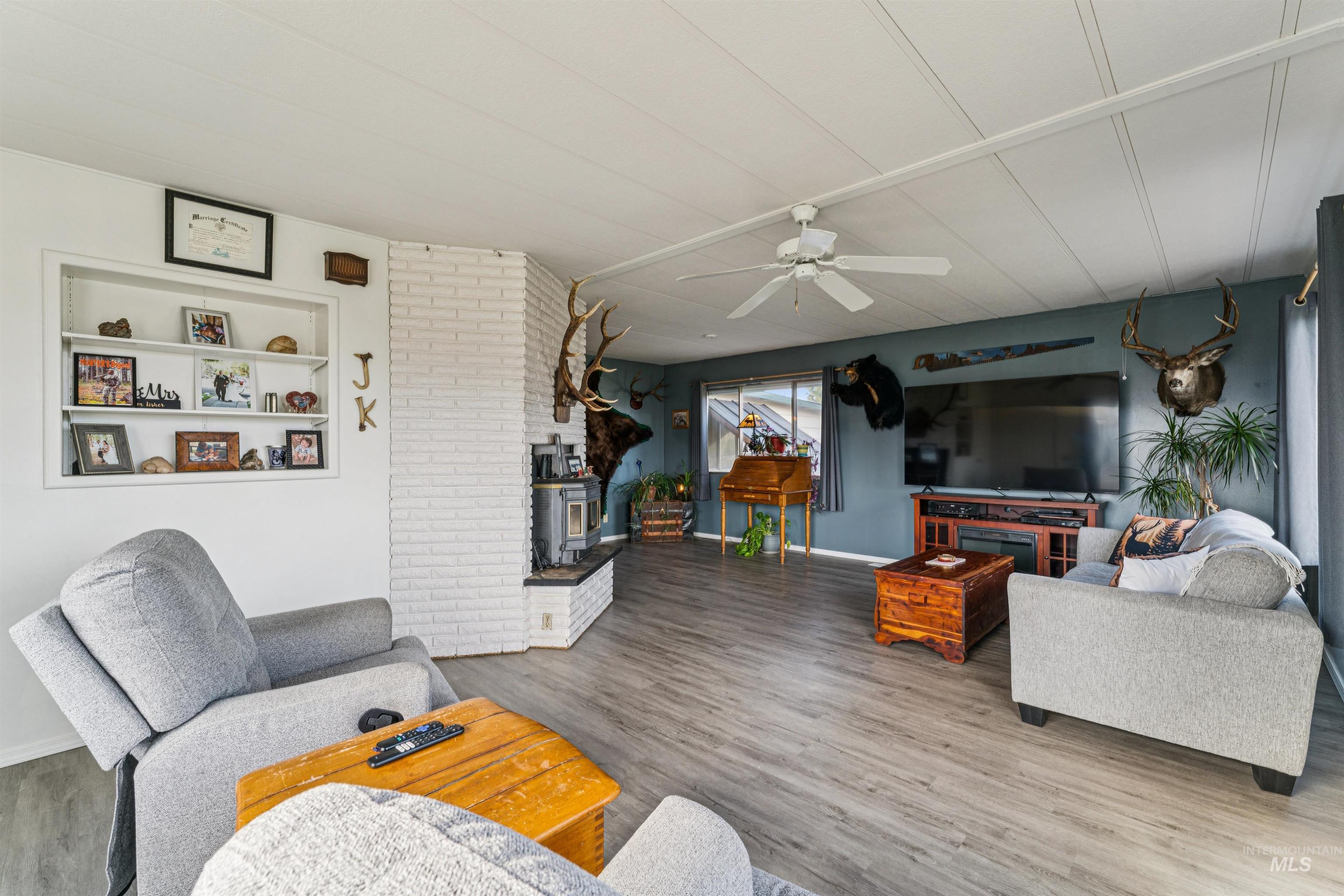 5315 Montour, Emmett, Idaho 83617, 3 Bedrooms, 2 Bathrooms, Residential For Sale, Price $499,999,MLS 98979139