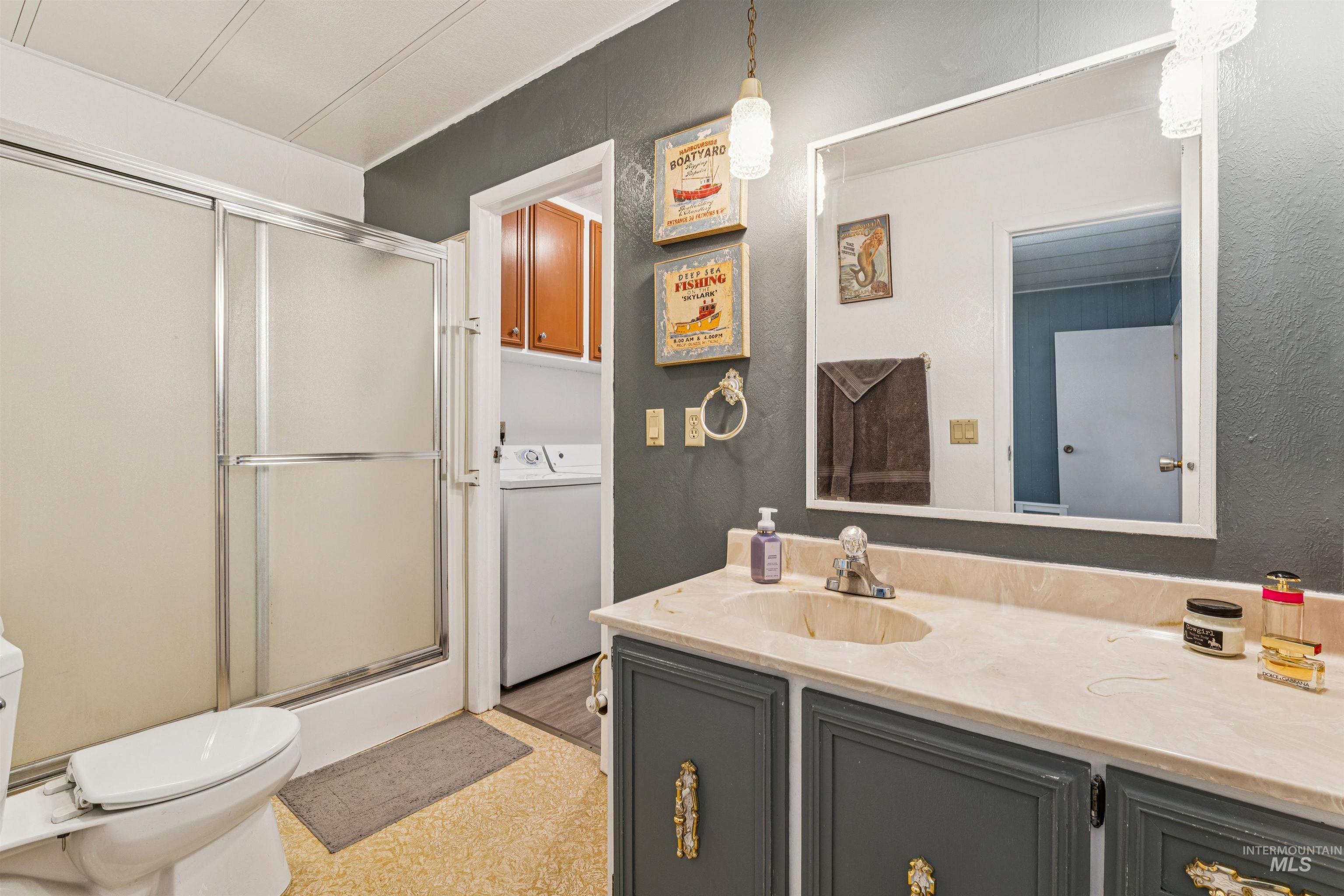 5315 Montour, Emmett, Idaho 83617, 3 Bedrooms, 2 Bathrooms, Residential For Sale, Price $499,999,MLS 98979139