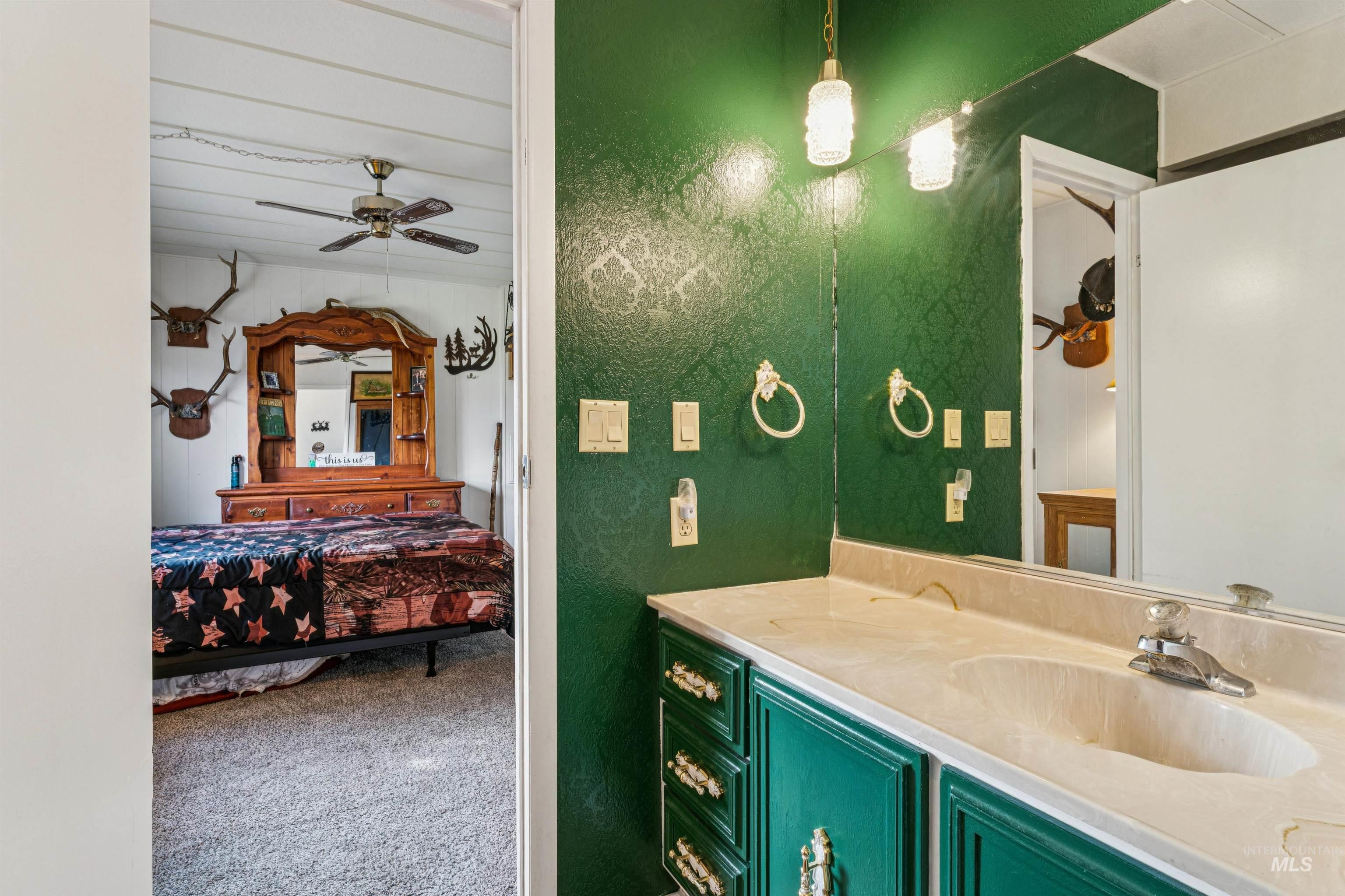 5315 Montour, Emmett, Idaho 83617, 3 Bedrooms, 2 Bathrooms, Residential For Sale, Price $499,999,MLS 98979139