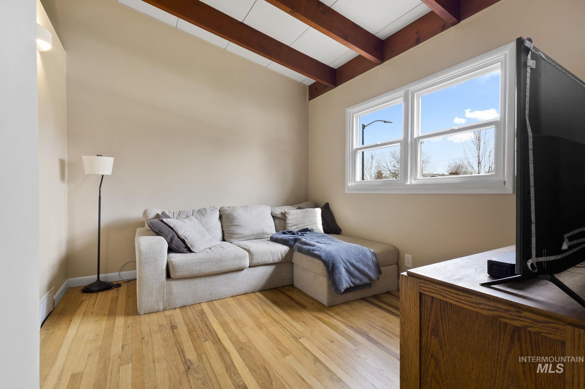 1403 N Ohio Avenue, Caldwell, Idaho 83605, 4 Bedrooms, 2 Bathrooms, Residential For Sale, Price $349,500, 98979142