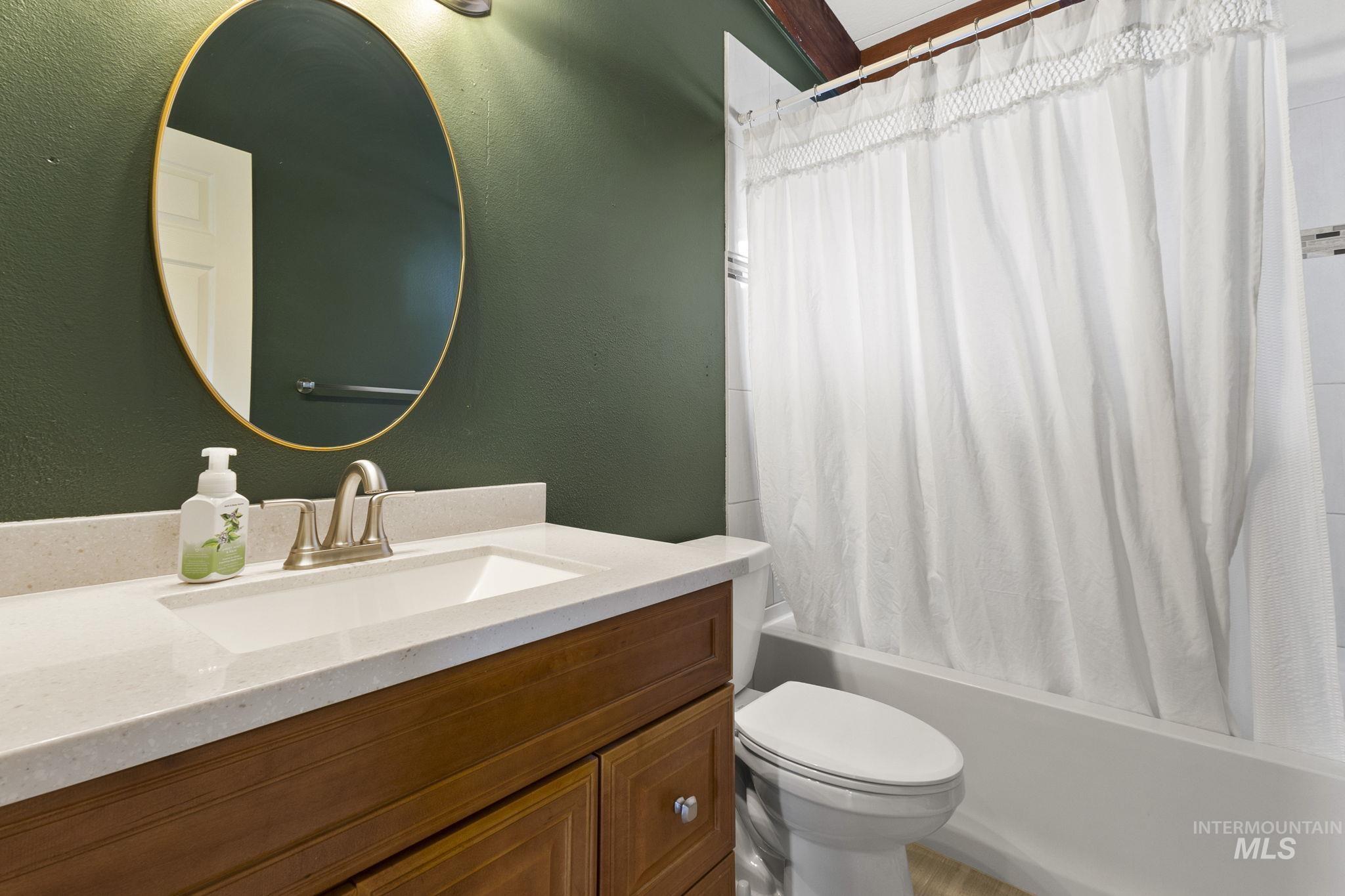 1403 N Ohio Avenue, Caldwell, Idaho 83605, 4 Bedrooms, 2 Bathrooms, Residential For Sale, Price $349,500, 98979142