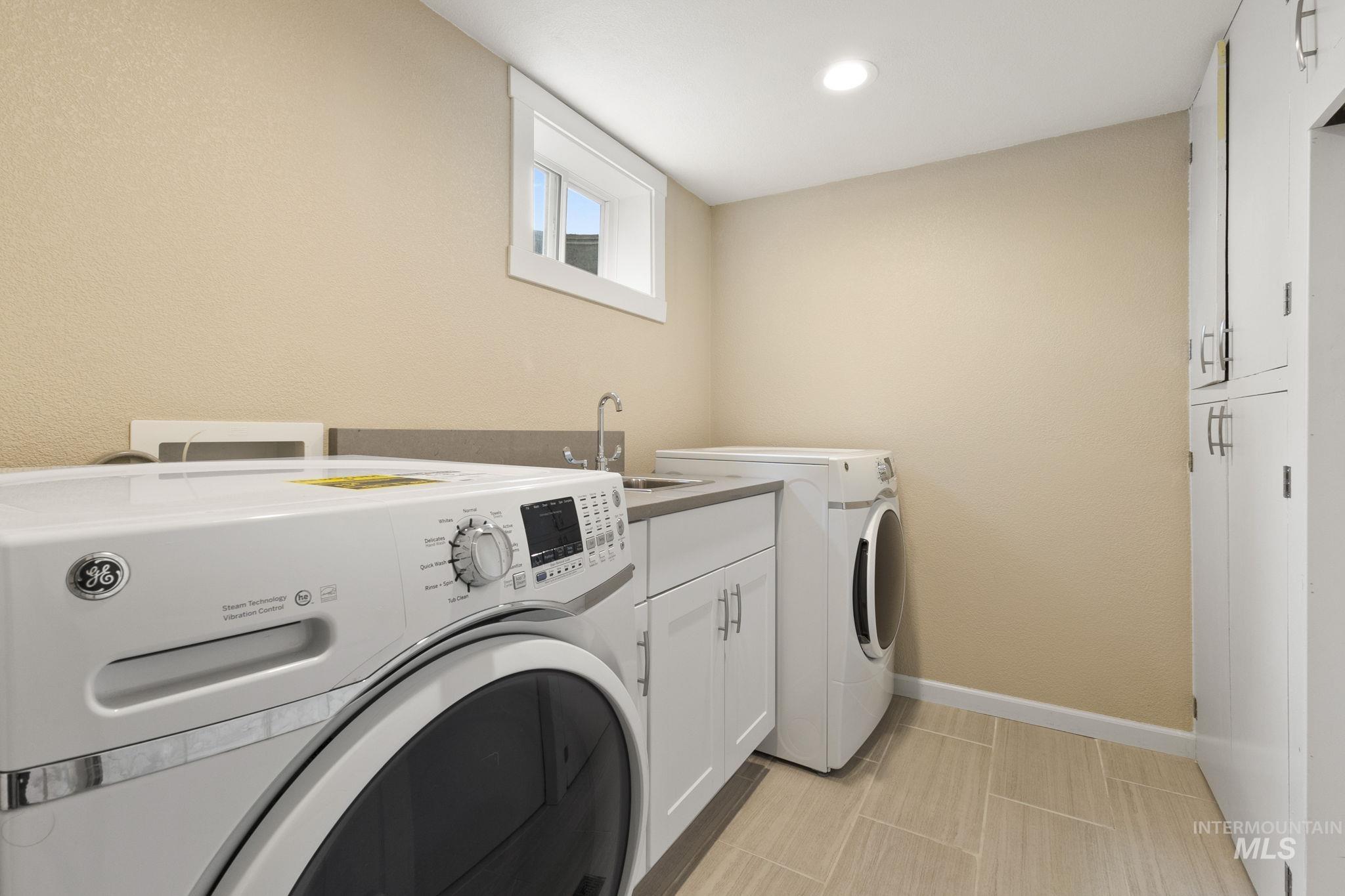 1403 N Ohio Avenue, Caldwell, Idaho 83605, 4 Bedrooms, 2 Bathrooms, Residential For Sale, Price $349,500, 98979142