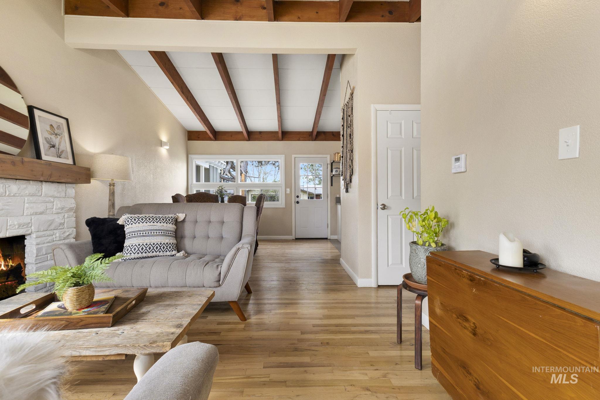 1403 N Ohio Avenue, Caldwell, Idaho 83605, 4 Bedrooms, 2 Bathrooms, Residential For Sale, Price $349,500, 98979142