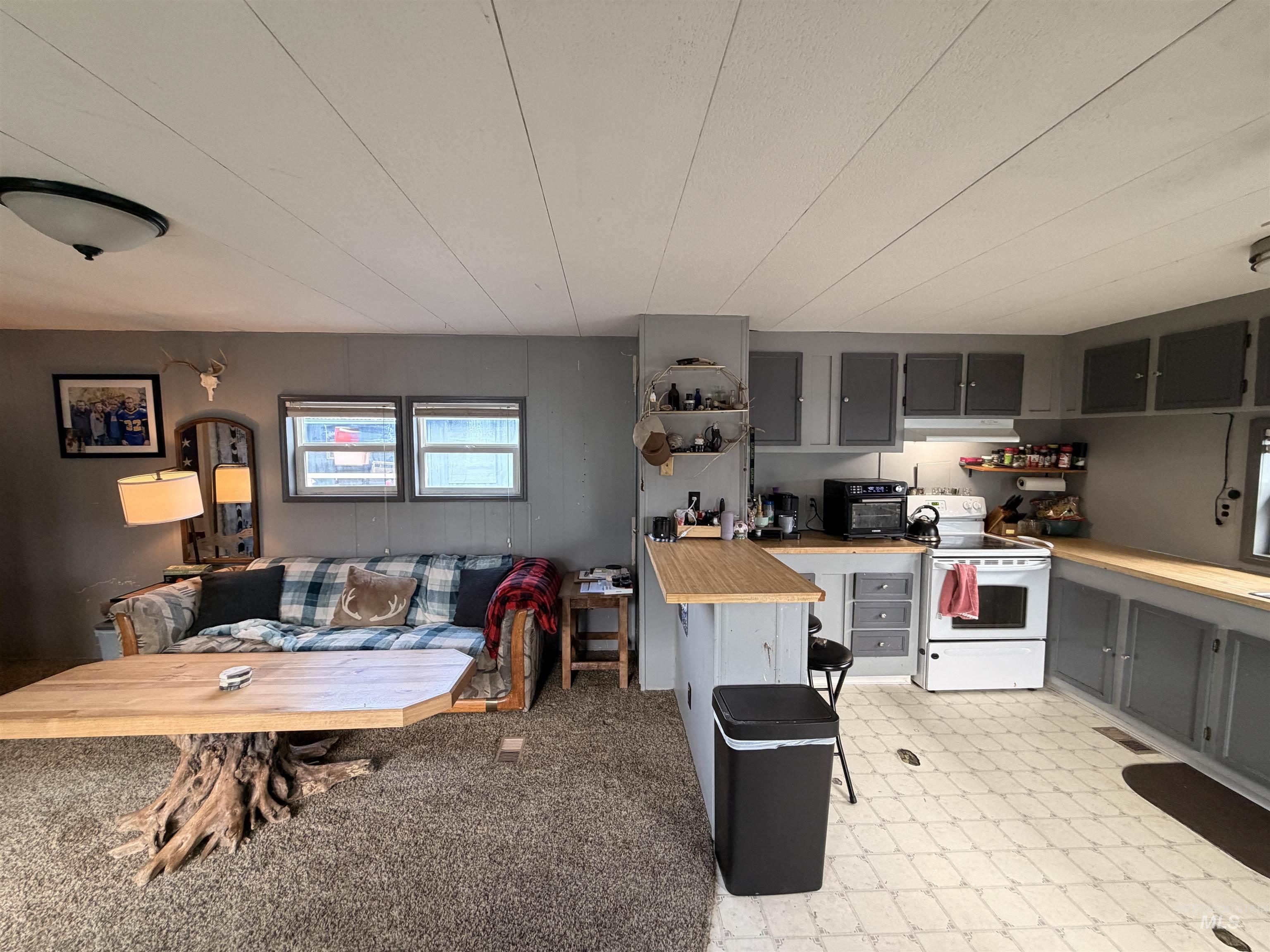 928 Warner Ave, Lewiston, Idaho 83501, 2 Bedrooms, 1 Bathroom, Residential For Sale, Price $50,000,MLS 98979143