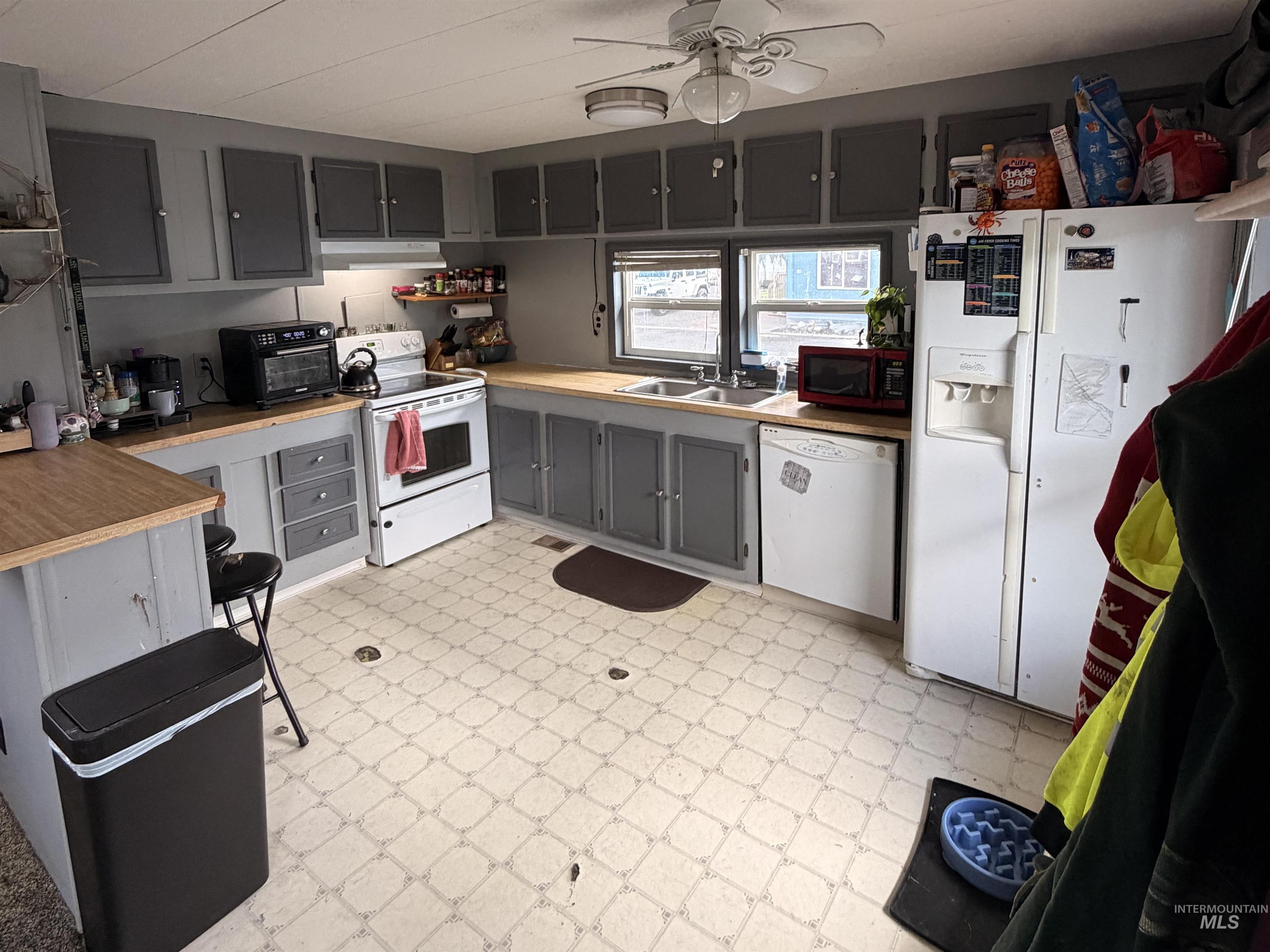 928 Warner Ave, Lewiston, Idaho 83501, 2 Bedrooms, 1 Bathroom, Residential For Sale, Price $50,000,MLS 98979143