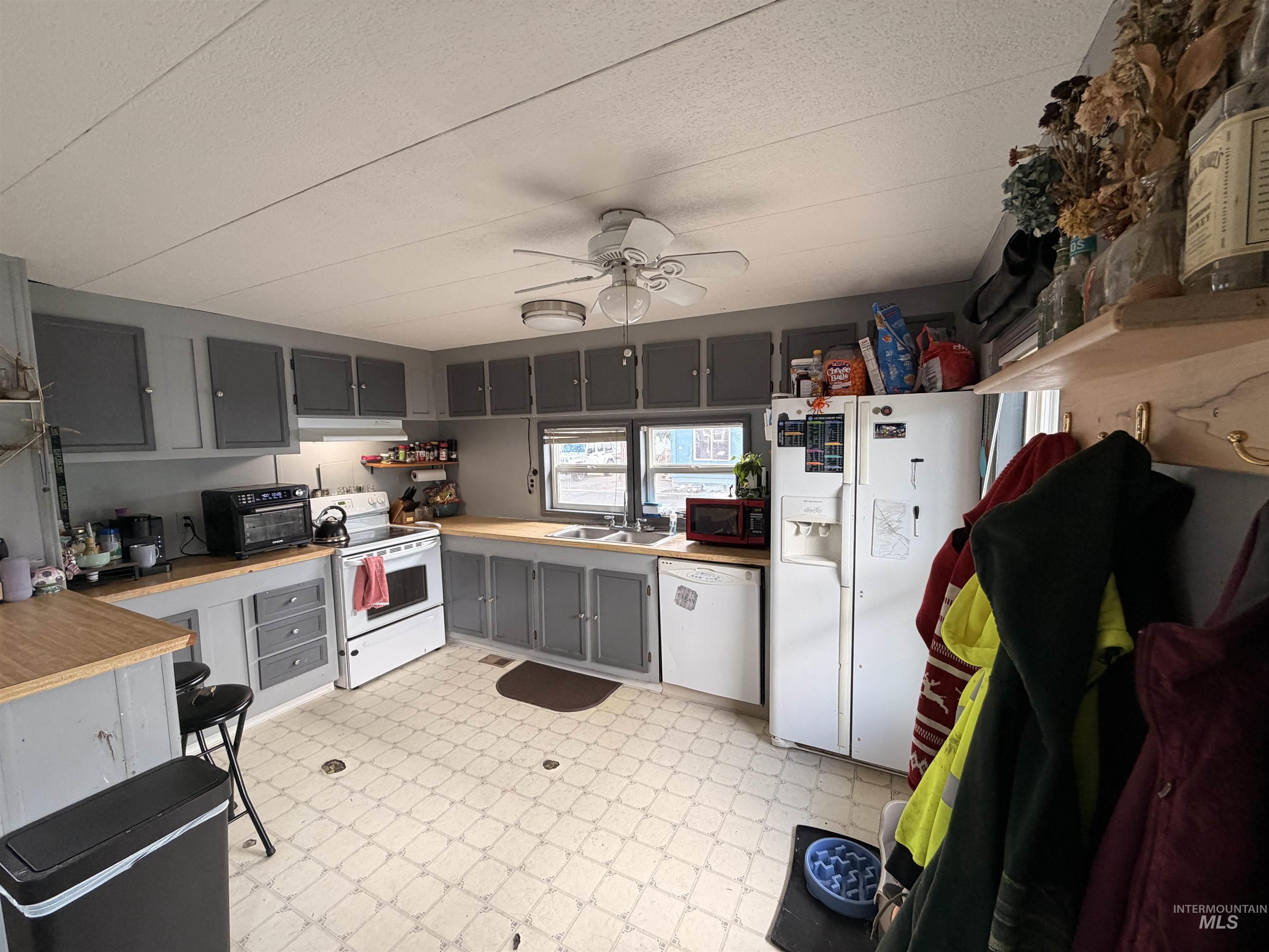 928 Warner Ave, Lewiston, Idaho 83501, 2 Bedrooms, 1 Bathroom, Residential For Sale, Price $50,000,MLS 98979143