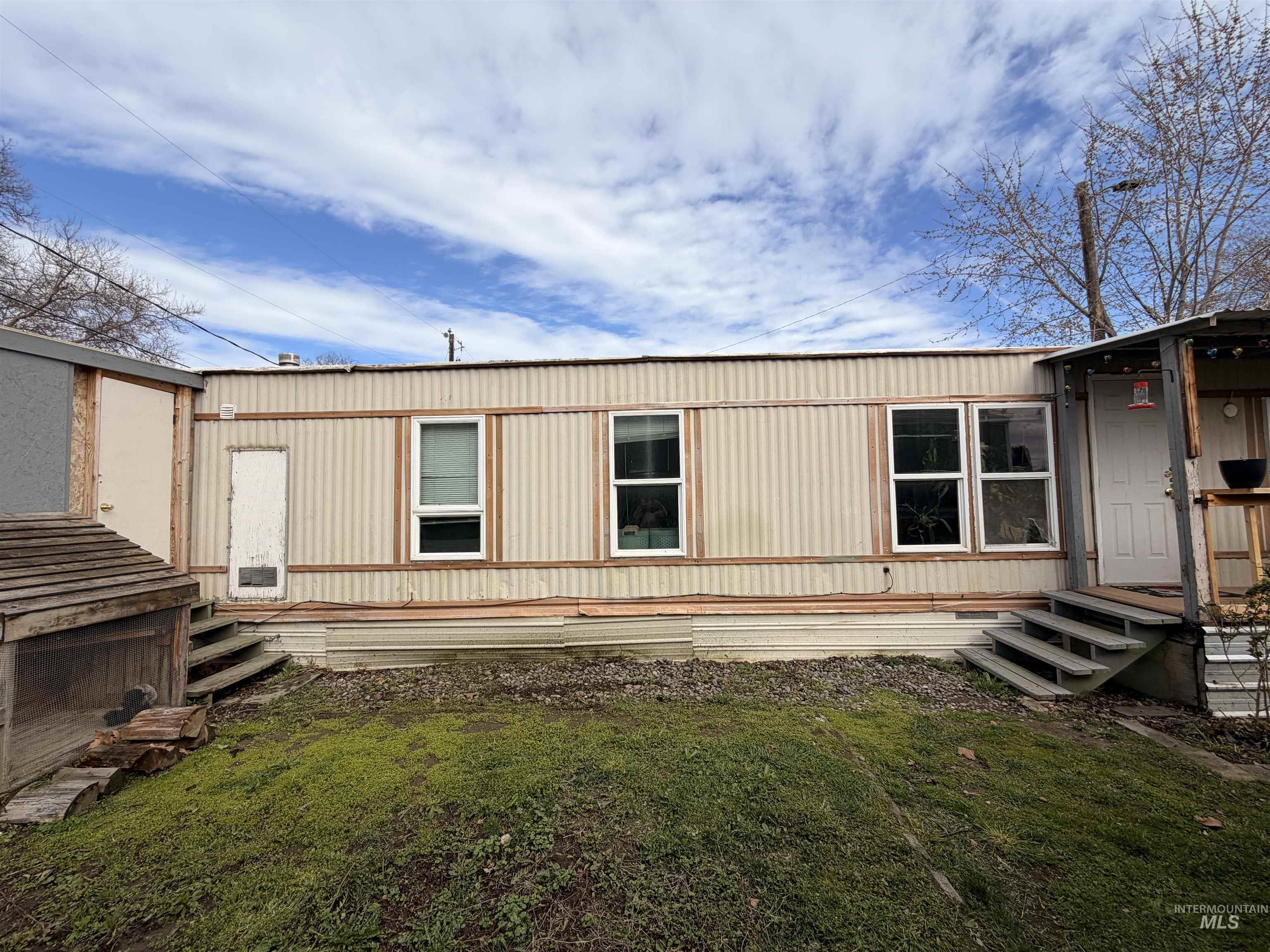 928 Warner Ave, Lewiston, Idaho 83501, 2 Bedrooms, 1 Bathroom, Residential For Sale, Price $50,000,MLS 98979143