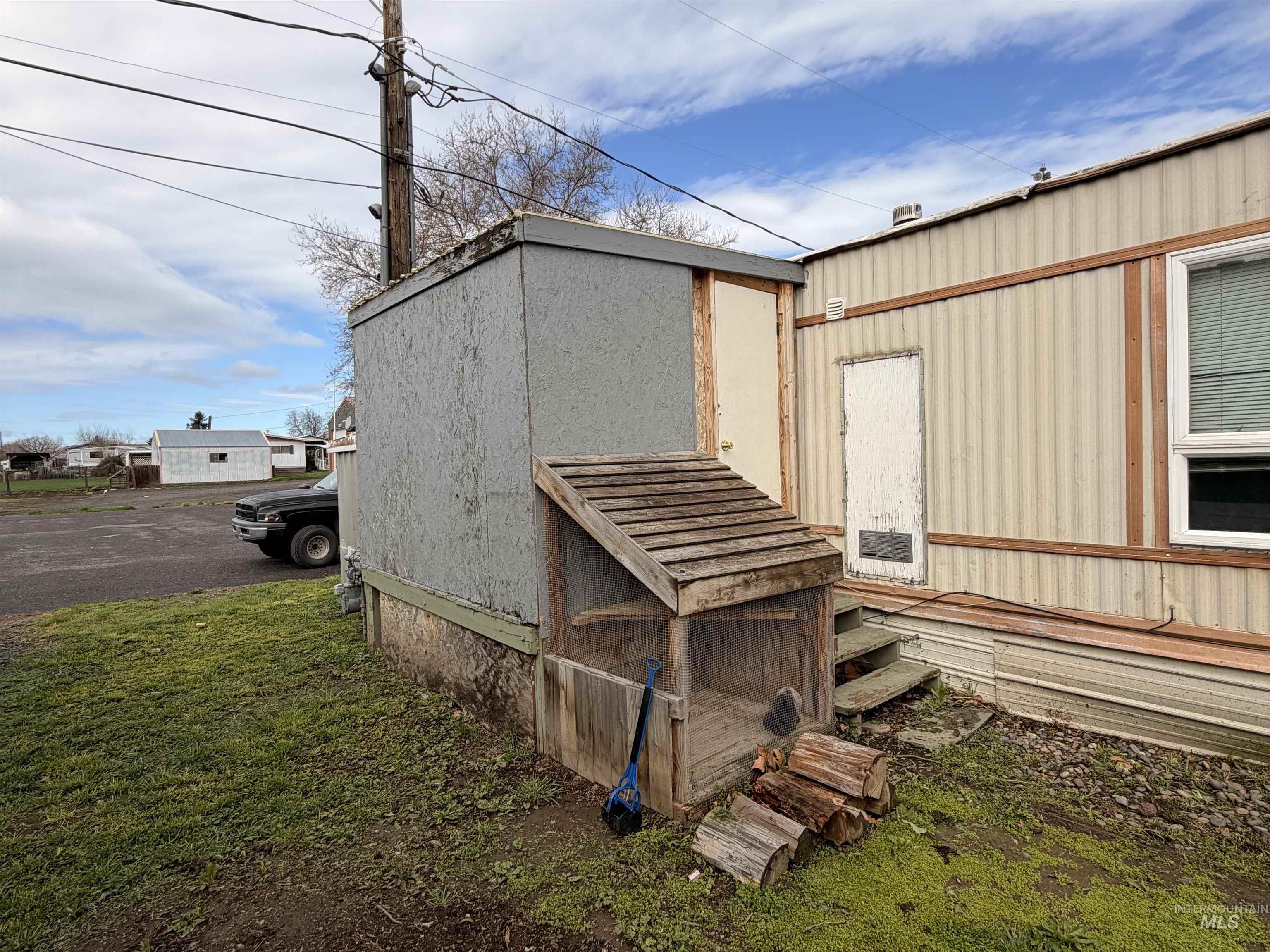 928 Warner Ave, Lewiston, Idaho 83501, 2 Bedrooms, 1 Bathroom, Residential For Sale, Price $50,000,MLS 98979143