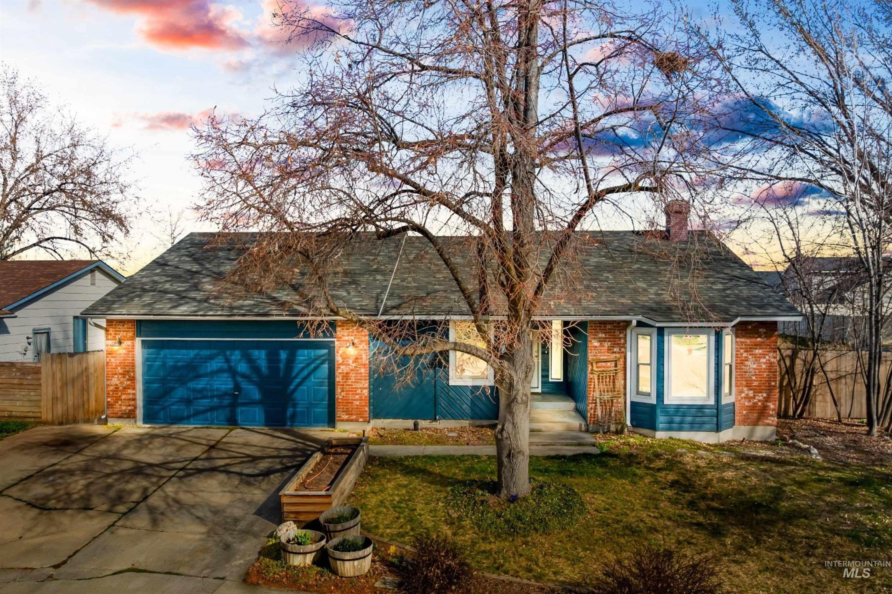 1408 W Lowry Street, Meridian, Idaho 83646, 3 Bedrooms, 2 Bathrooms, Residential For Sale, Price $399,900, 98979145