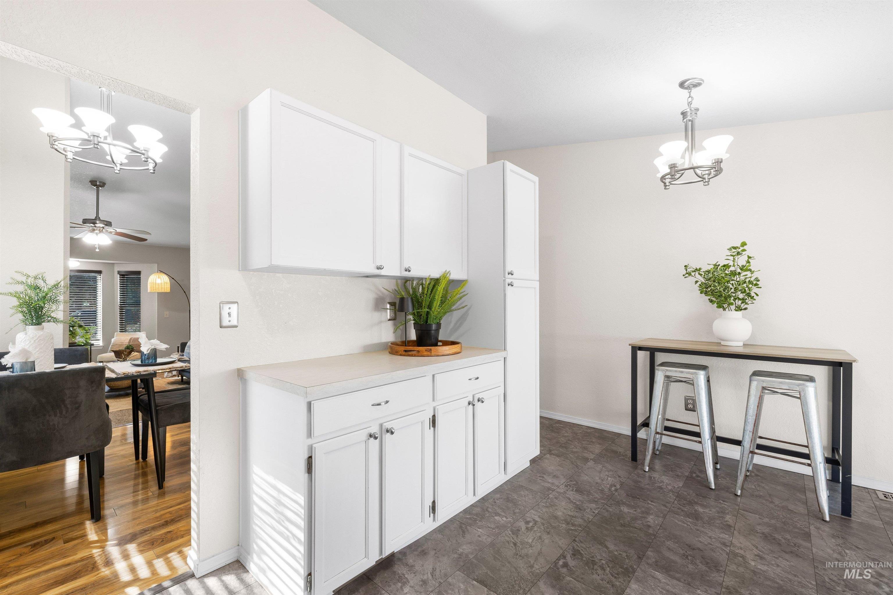 1408 W Lowry Street, Meridian, Idaho 83646, 3 Bedrooms, 2 Bathrooms, Residential For Sale, Price $399,900, 98979145