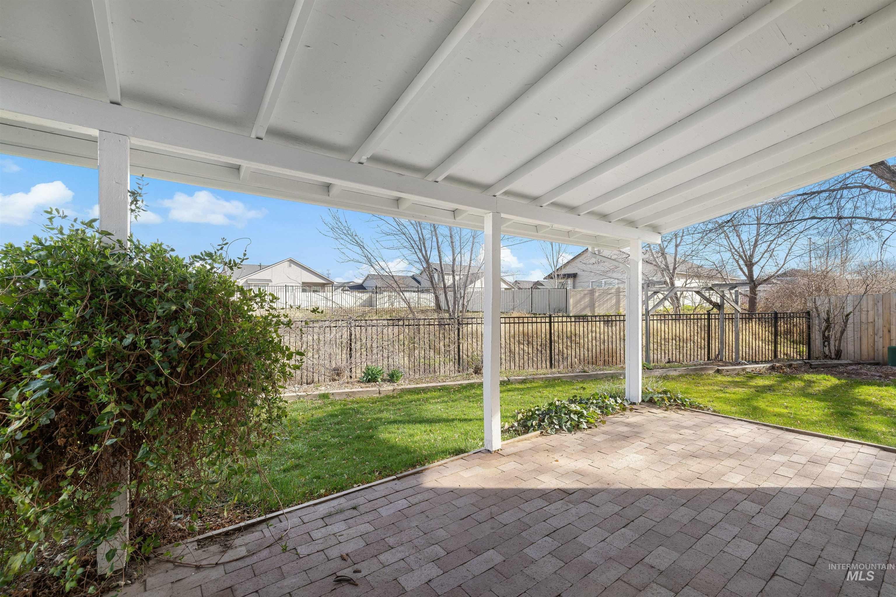 1408 W Lowry Street, Meridian, Idaho 83646, 3 Bedrooms, 2 Bathrooms, Residential For Sale, Price $399,900, 98979145