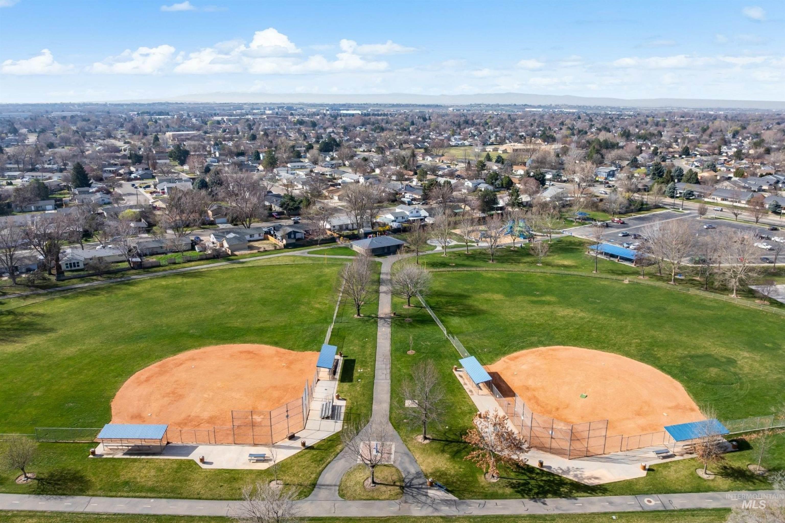 1408 W Lowry Street, Meridian, Idaho 83646, 3 Bedrooms, 2 Bathrooms, Residential For Sale, Price $399,900, 98979145