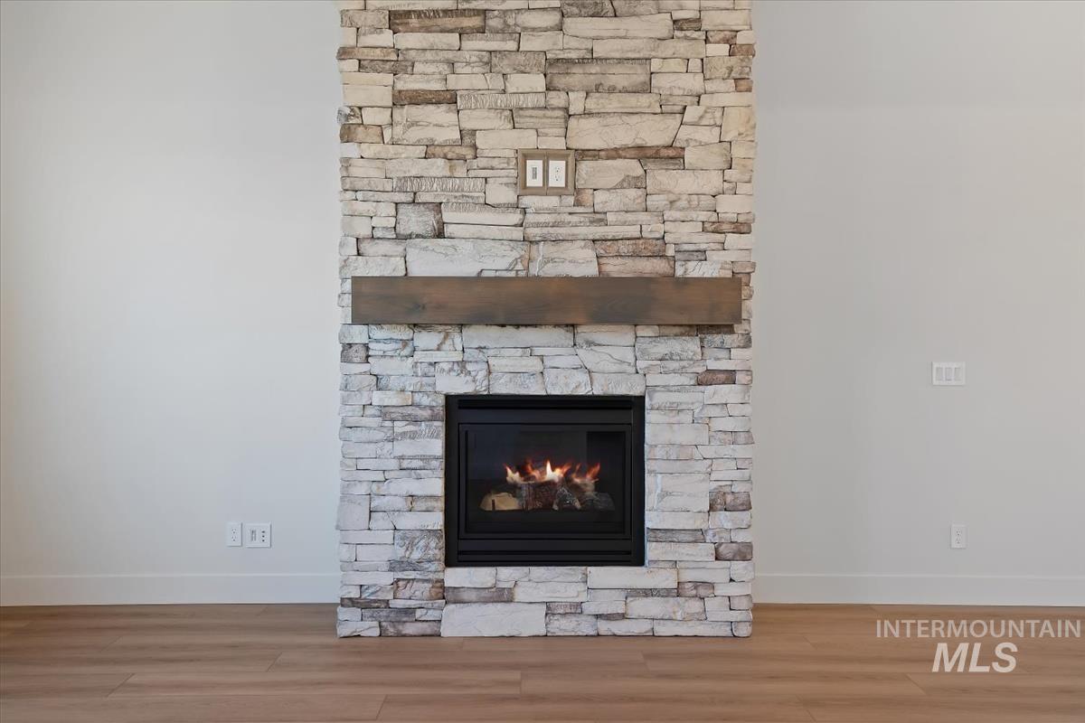 11198 W Tara Iti Ln, Kuna, Idaho 83634-0000, 3 Bedrooms, 2.5 Bathrooms, Residential For Sale, Price $799,880, 98979146