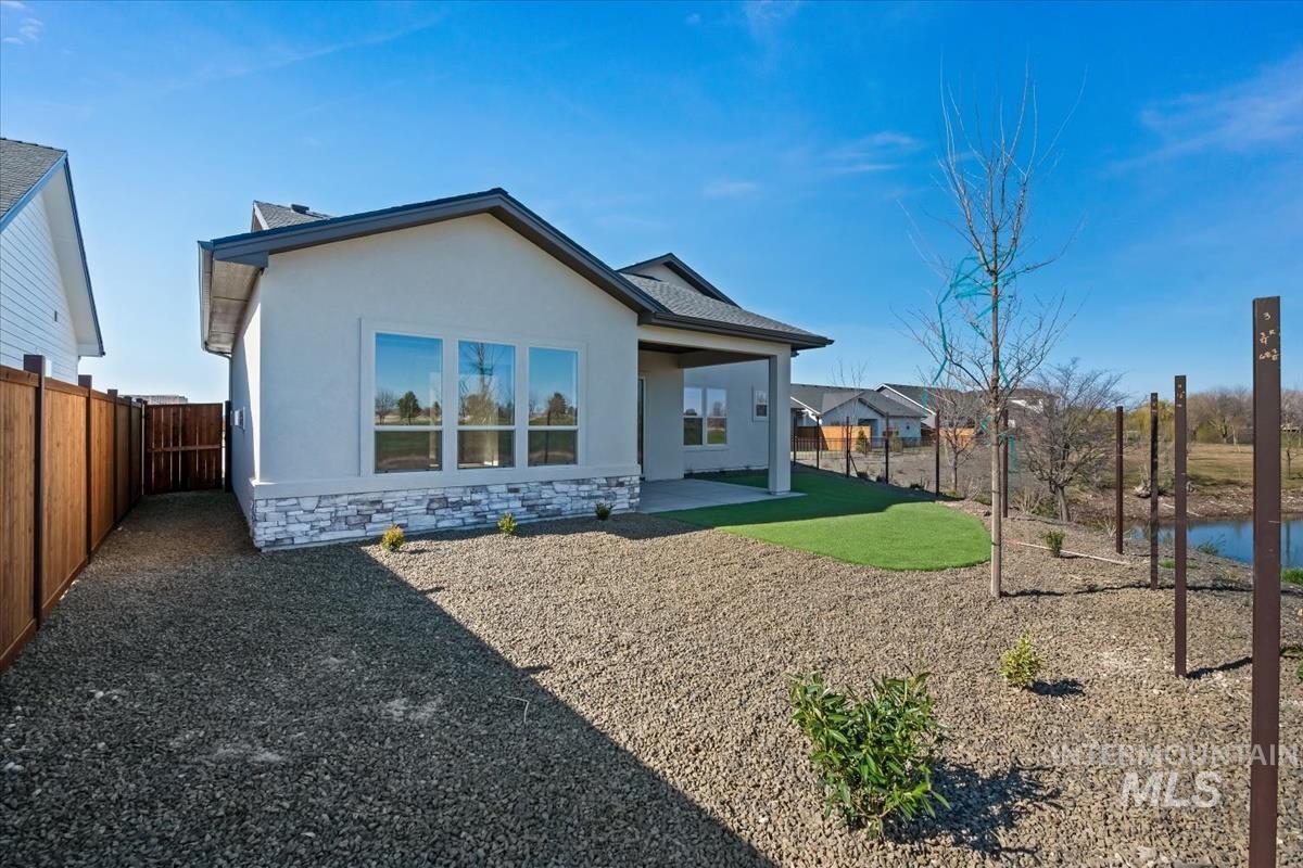 11198 W Tara Iti Ln, Kuna, Idaho 83634-0000, 3 Bedrooms, 2.5 Bathrooms, Residential For Sale, Price $799,880, 98979146