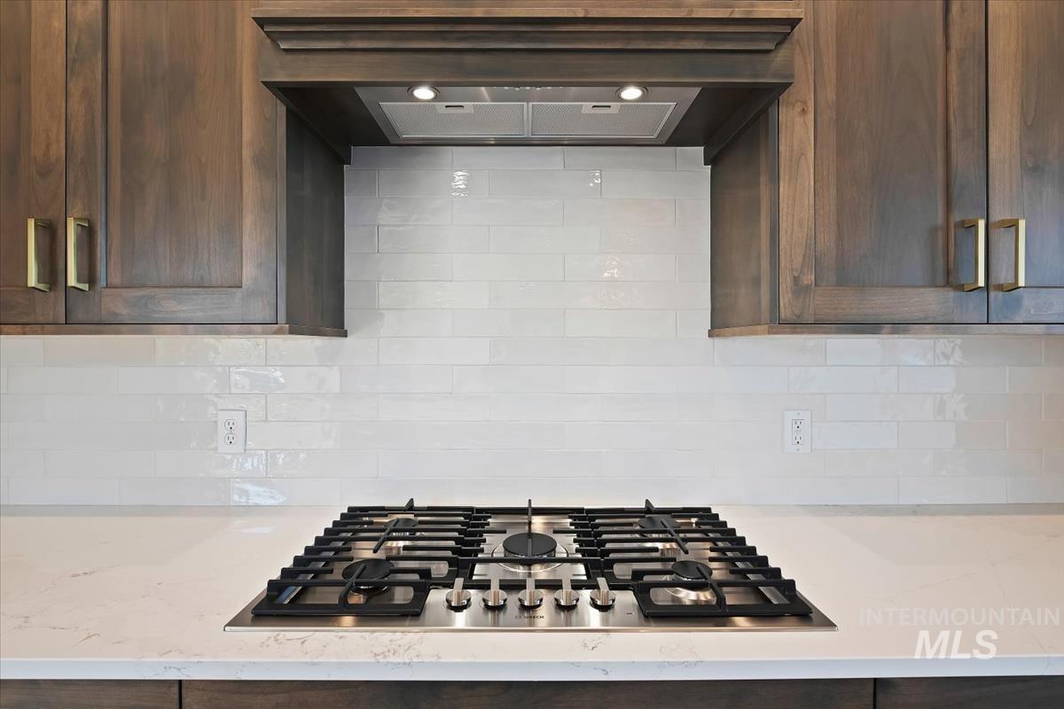 11198 W Tara Iti Ln, Kuna, Idaho 83634-0000, 3 Bedrooms, 2.5 Bathrooms, Residential For Sale, Price $799,880, 98979146