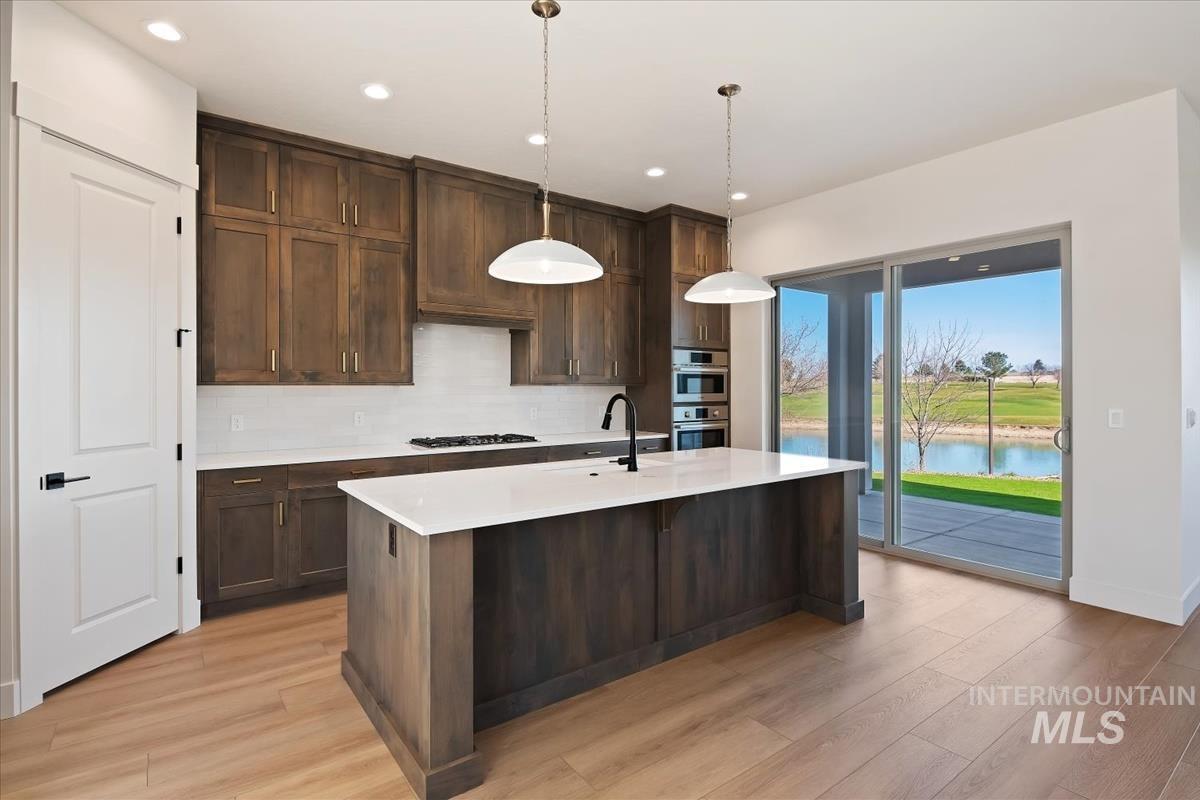 11198 W Tara Iti Ln, Kuna, Idaho 83634-0000, 3 Bedrooms, 2.5 Bathrooms, Residential For Sale, Price $799,880, 98979146