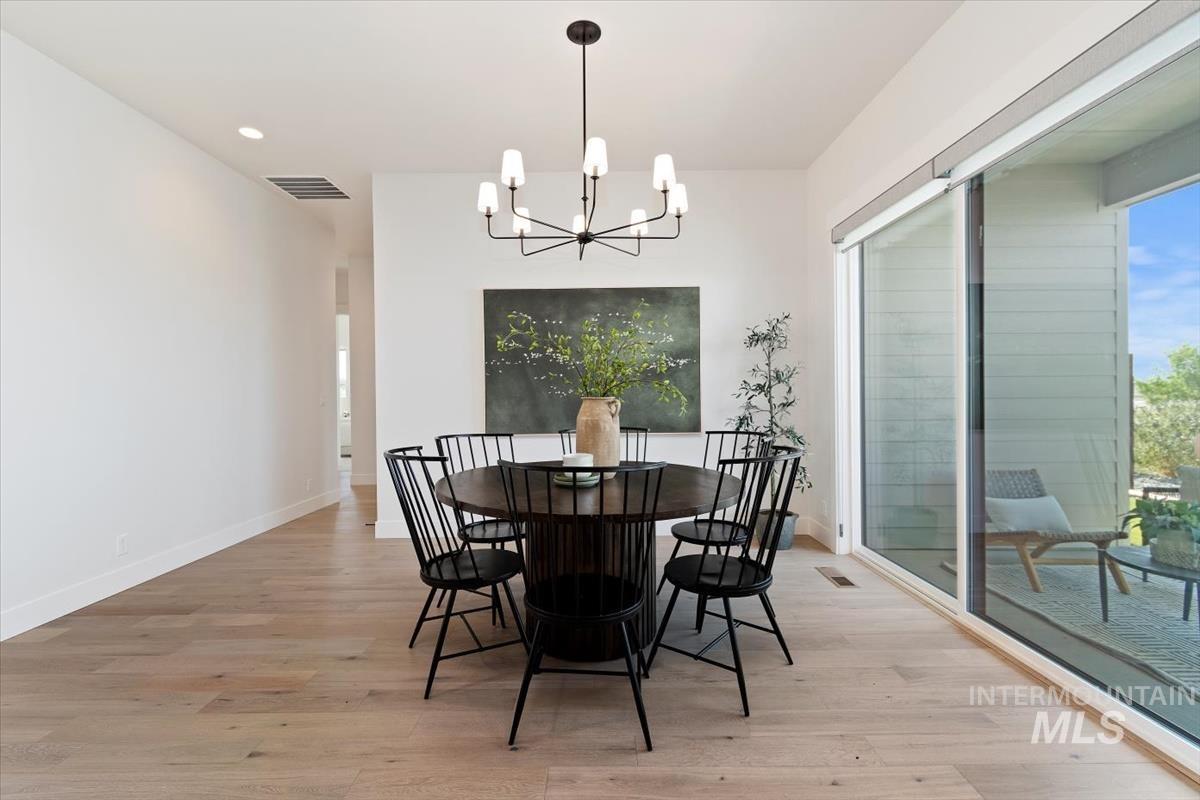 11329 S Corballis Ln., Kuna, Idaho 83634, 3 Bedrooms, 2 Bathrooms, Residential For Sale, Price $749,990, 98979148