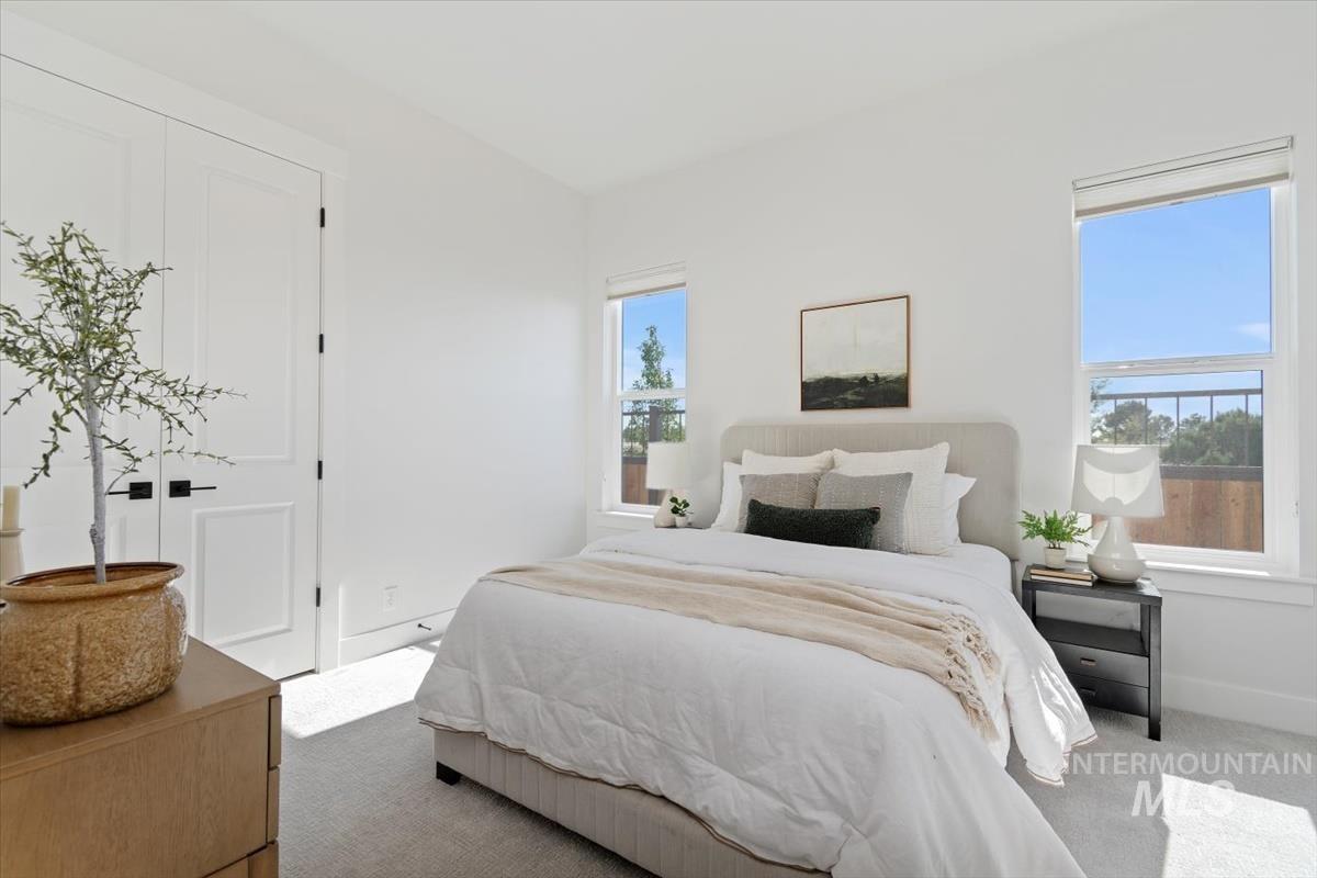 11329 S Corballis Ln., Kuna, Idaho 83634, 3 Bedrooms, 2 Bathrooms, Residential For Sale, Price $749,990, 98979148