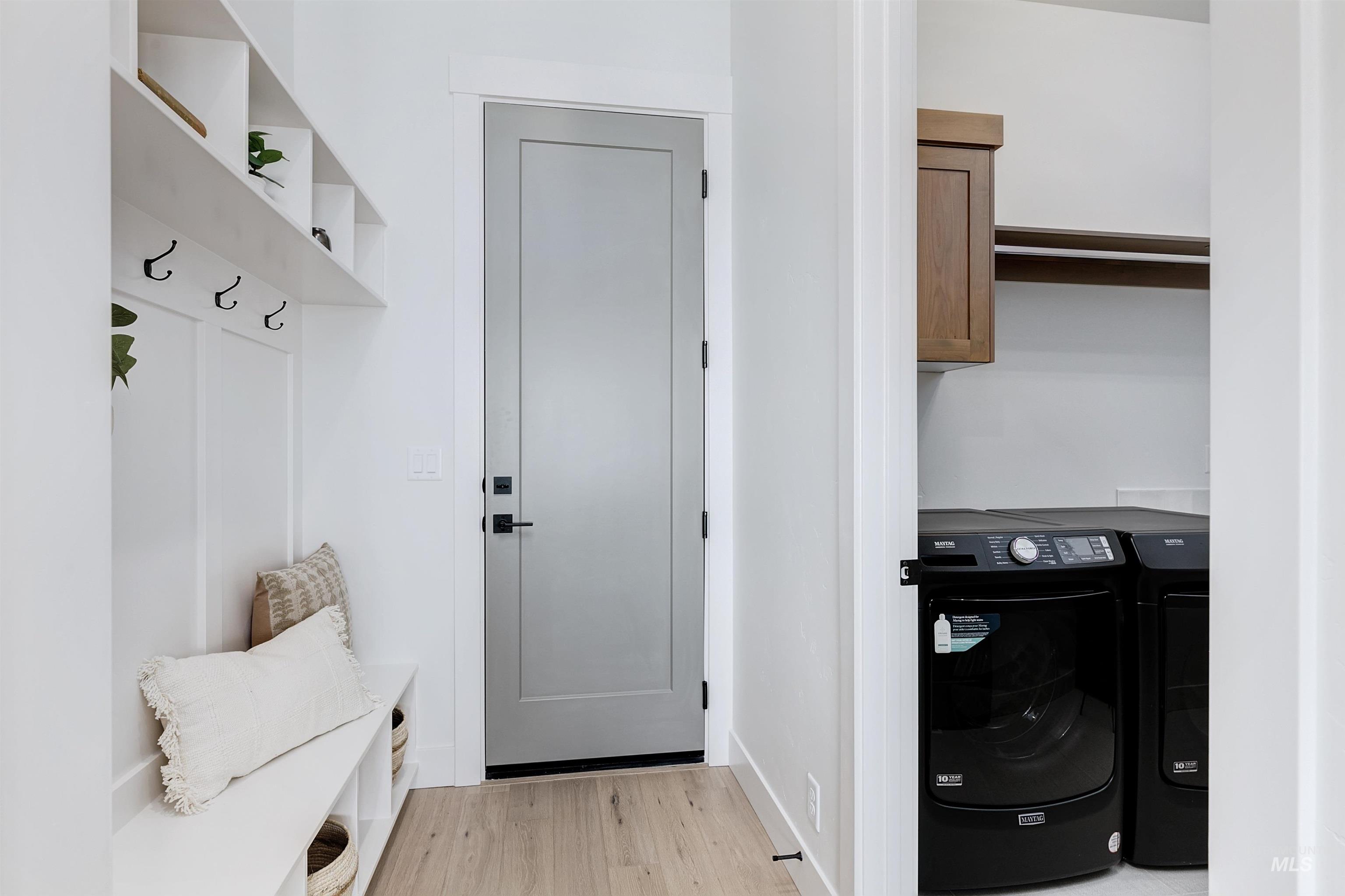 11484 S Saylis Pl., Kuna, Idaho 83634, 4 Bedrooms, 3 Bathrooms, Residential For Sale, Price $1,099,990,MLS 98979152