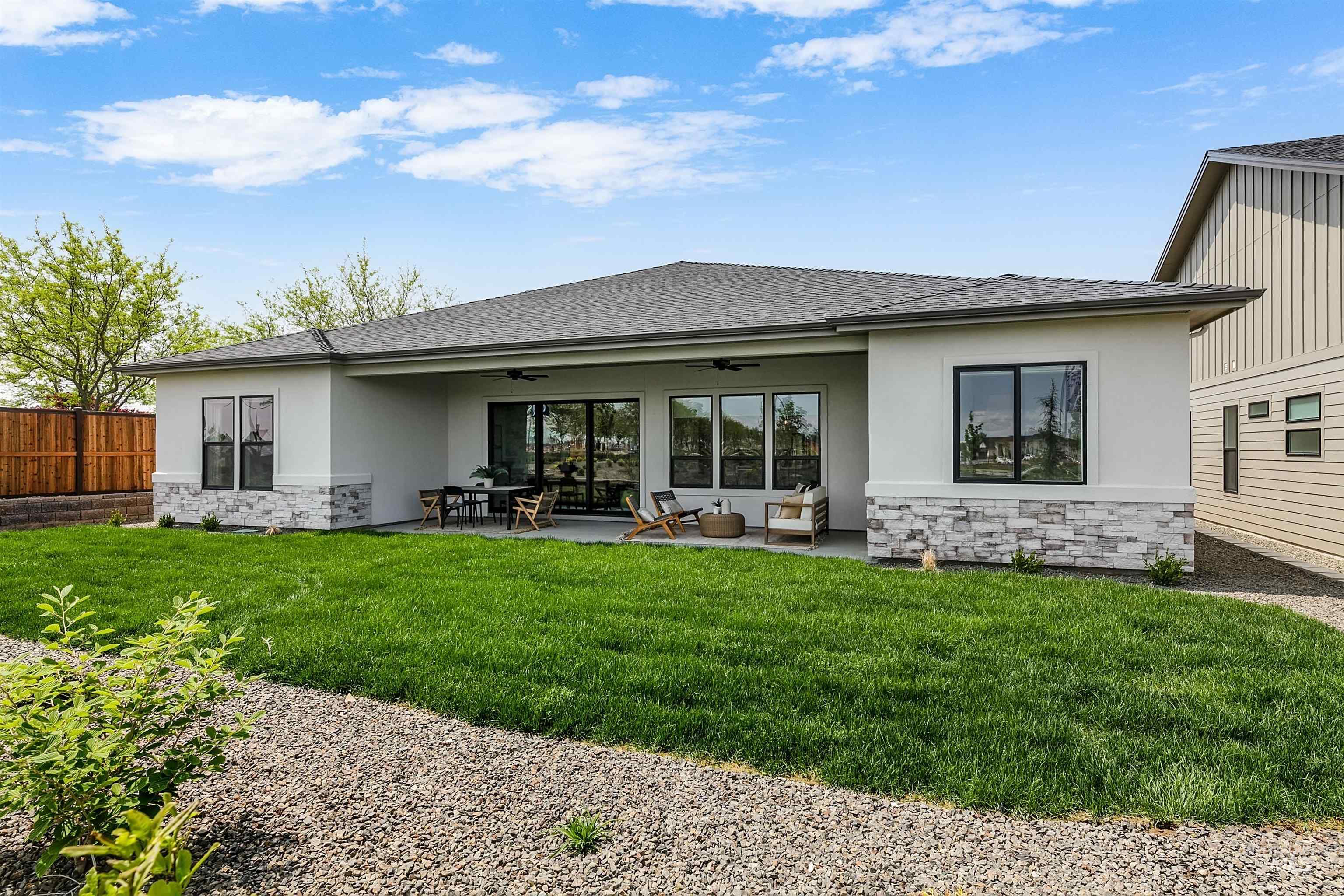 11484 S Saylis Pl., Kuna, Idaho 83634, 4 Bedrooms, 3 Bathrooms, Residential For Sale, Price $1,099,990,MLS 98979152