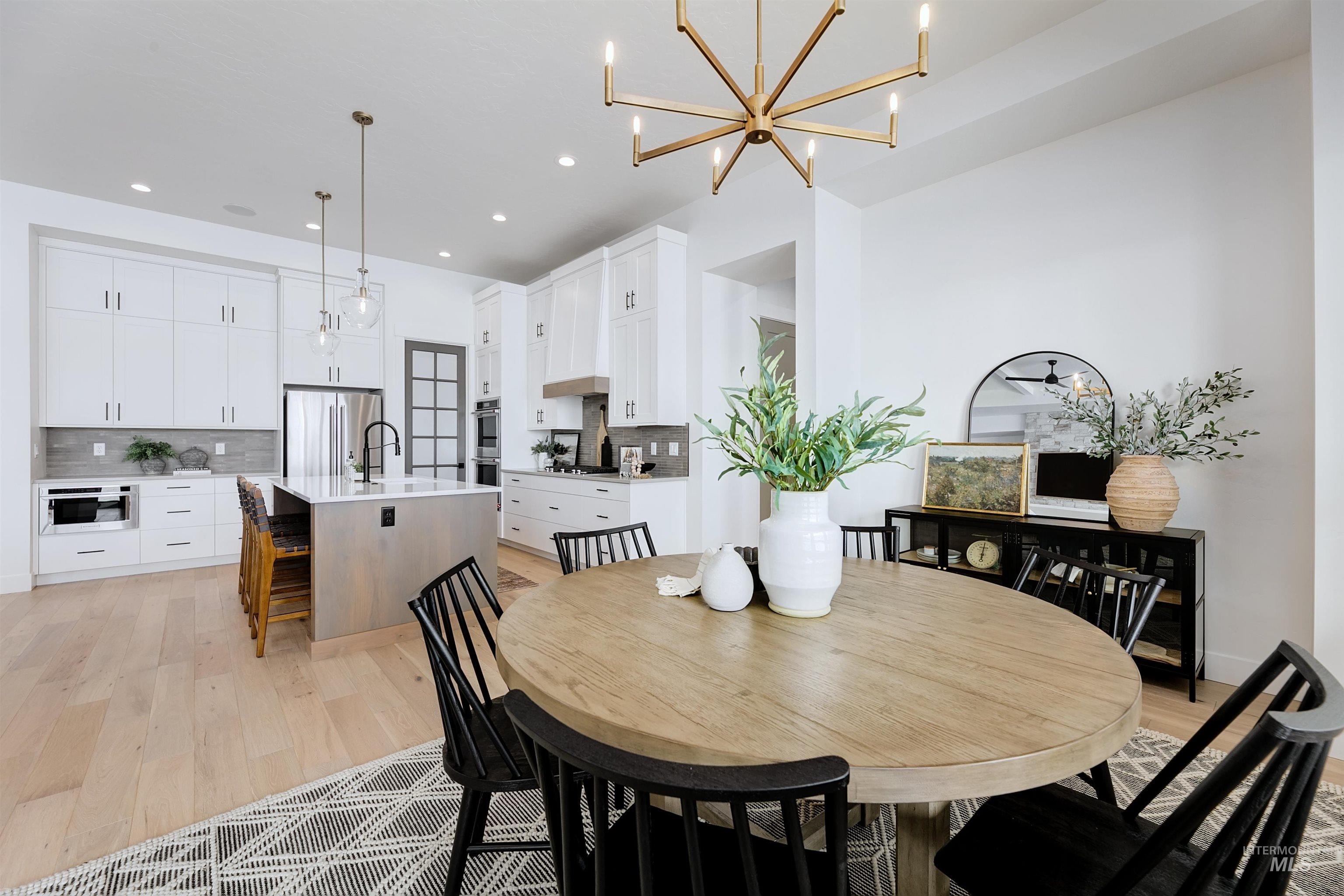 11484 S Saylis Pl., Kuna, Idaho 83634, 4 Bedrooms, 3 Bathrooms, Residential For Sale, Price $1,099,990,MLS 98979152