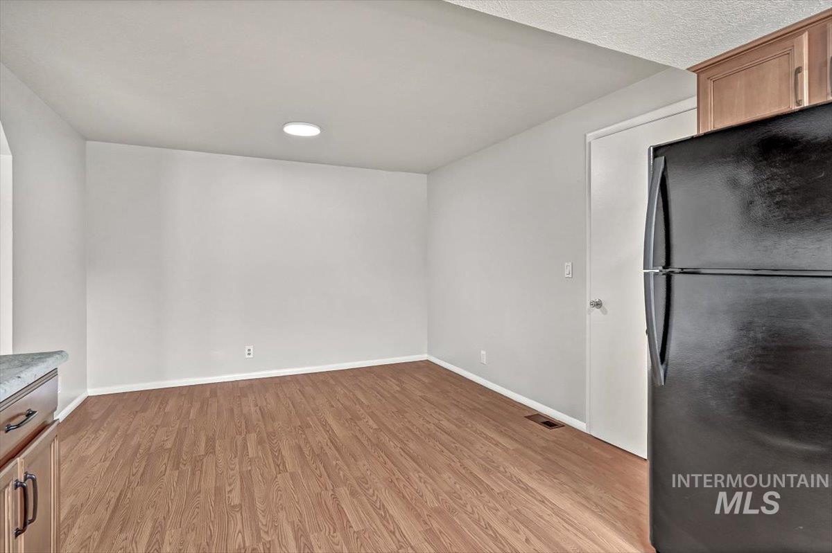 1260 E Hancock Dr., Boise, Idaho 83706, 3 Bedrooms, 2 Bathrooms, Residential For Sale, Price $429,900,MLS 98979153